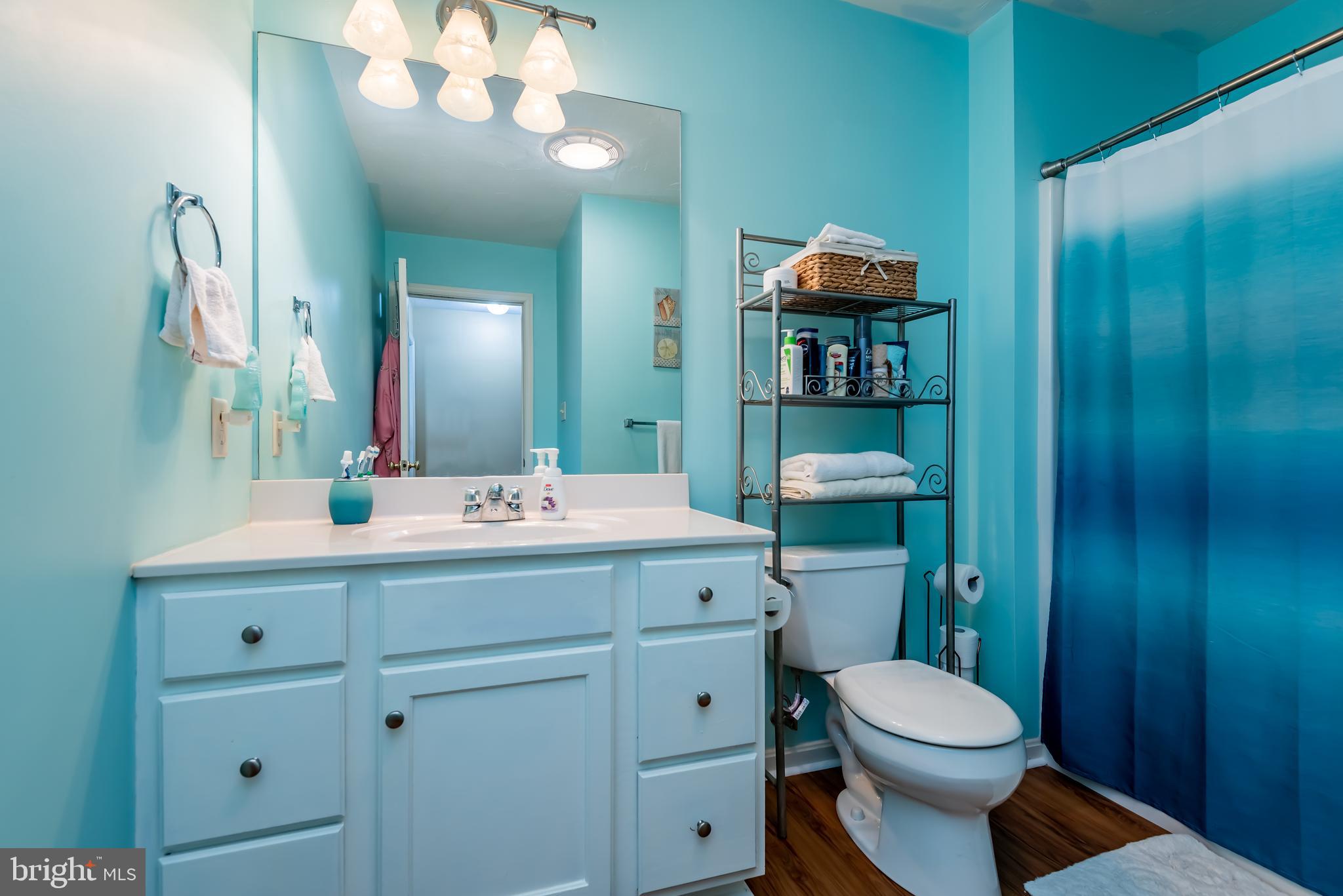 MOUNTAIN SHADOWS - Residential