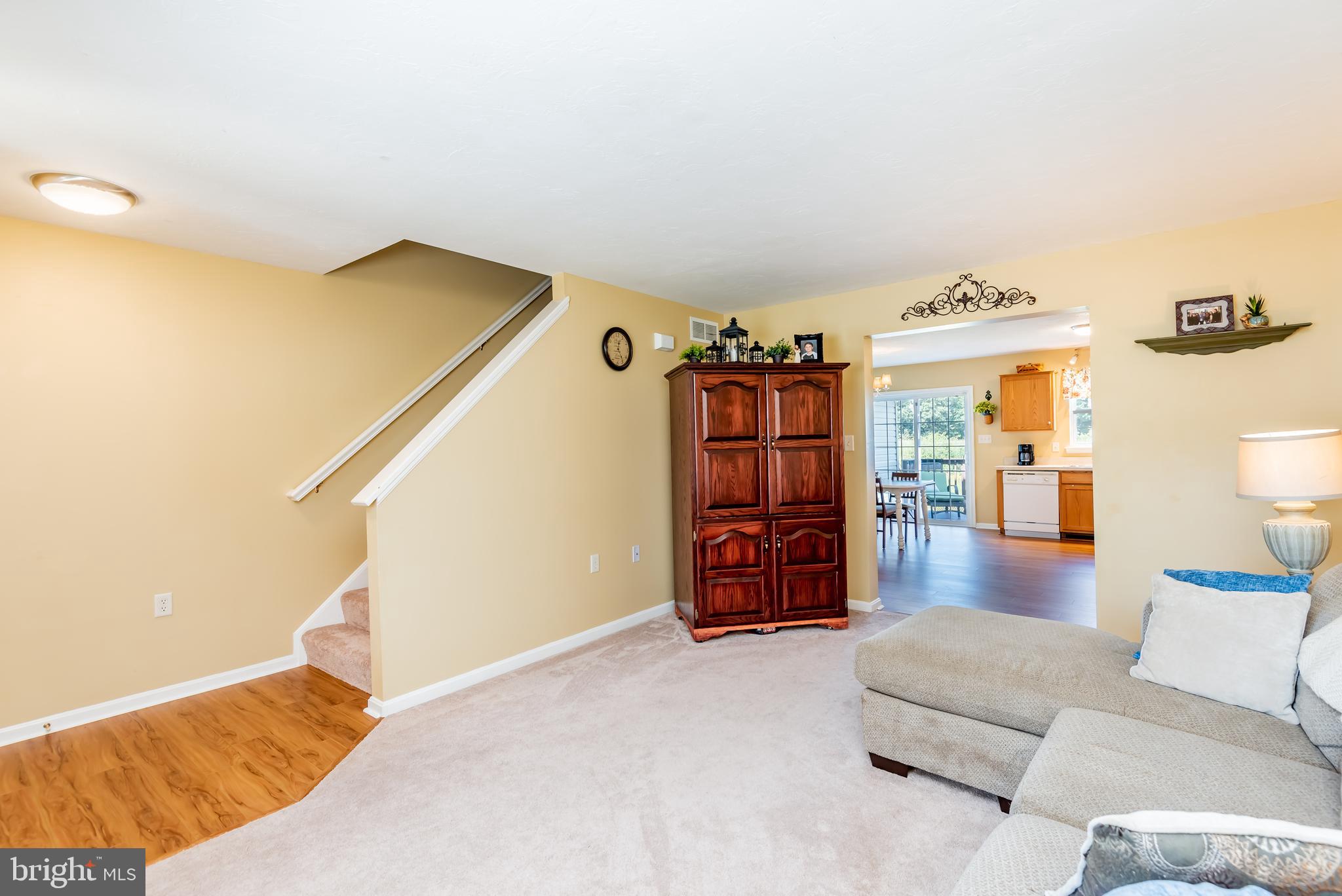 MOUNTAIN SHADOWS - Residential