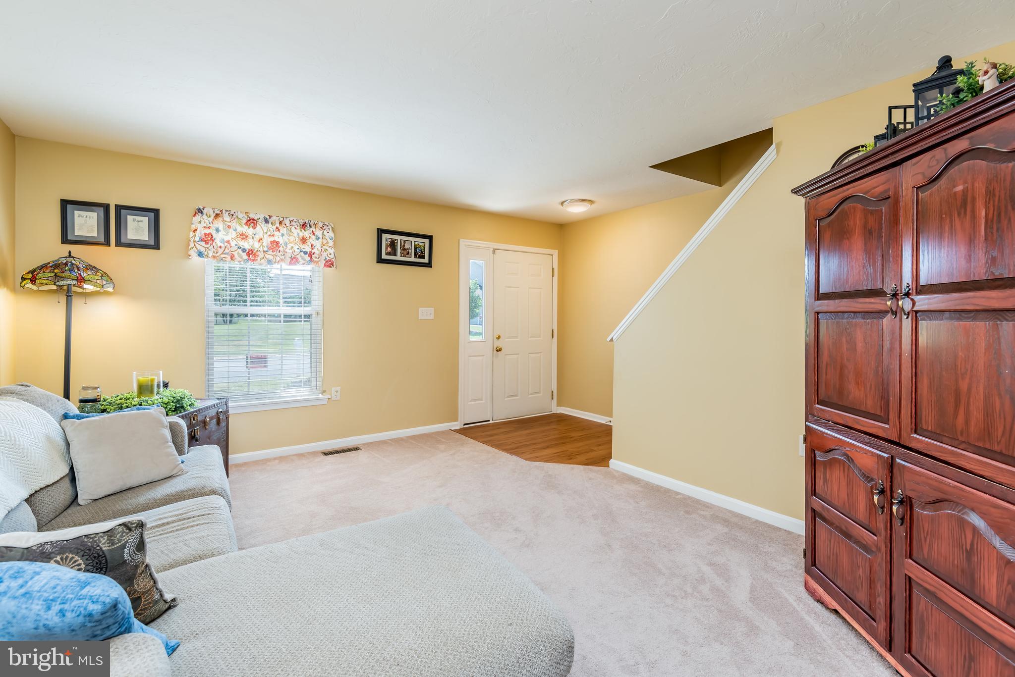 MOUNTAIN SHADOWS - Residential