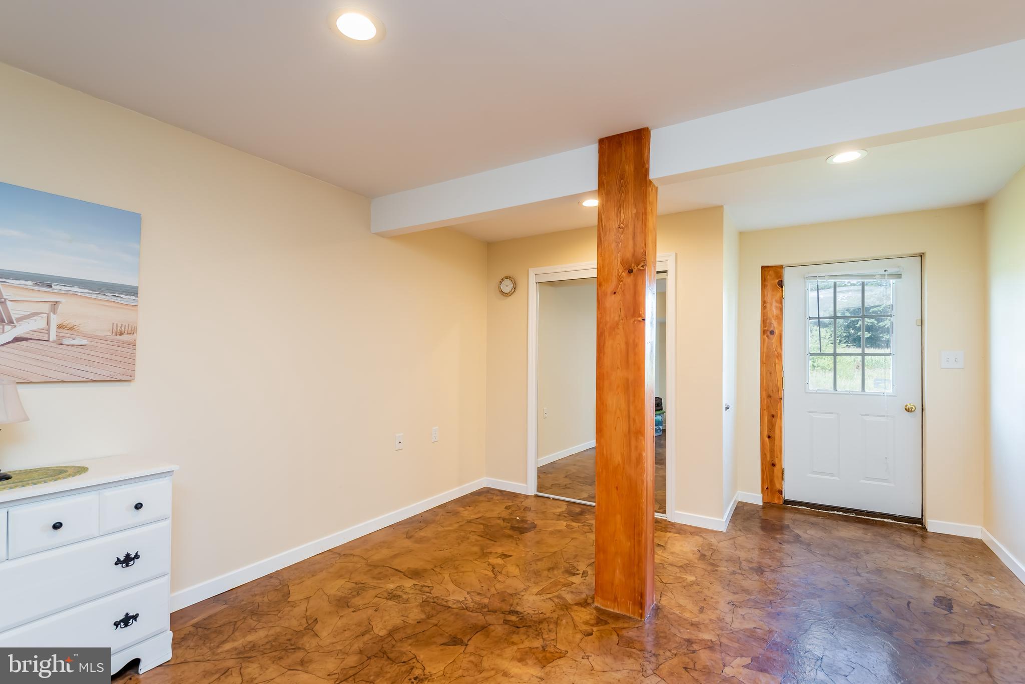 MOUNTAIN SHADOWS - Residential