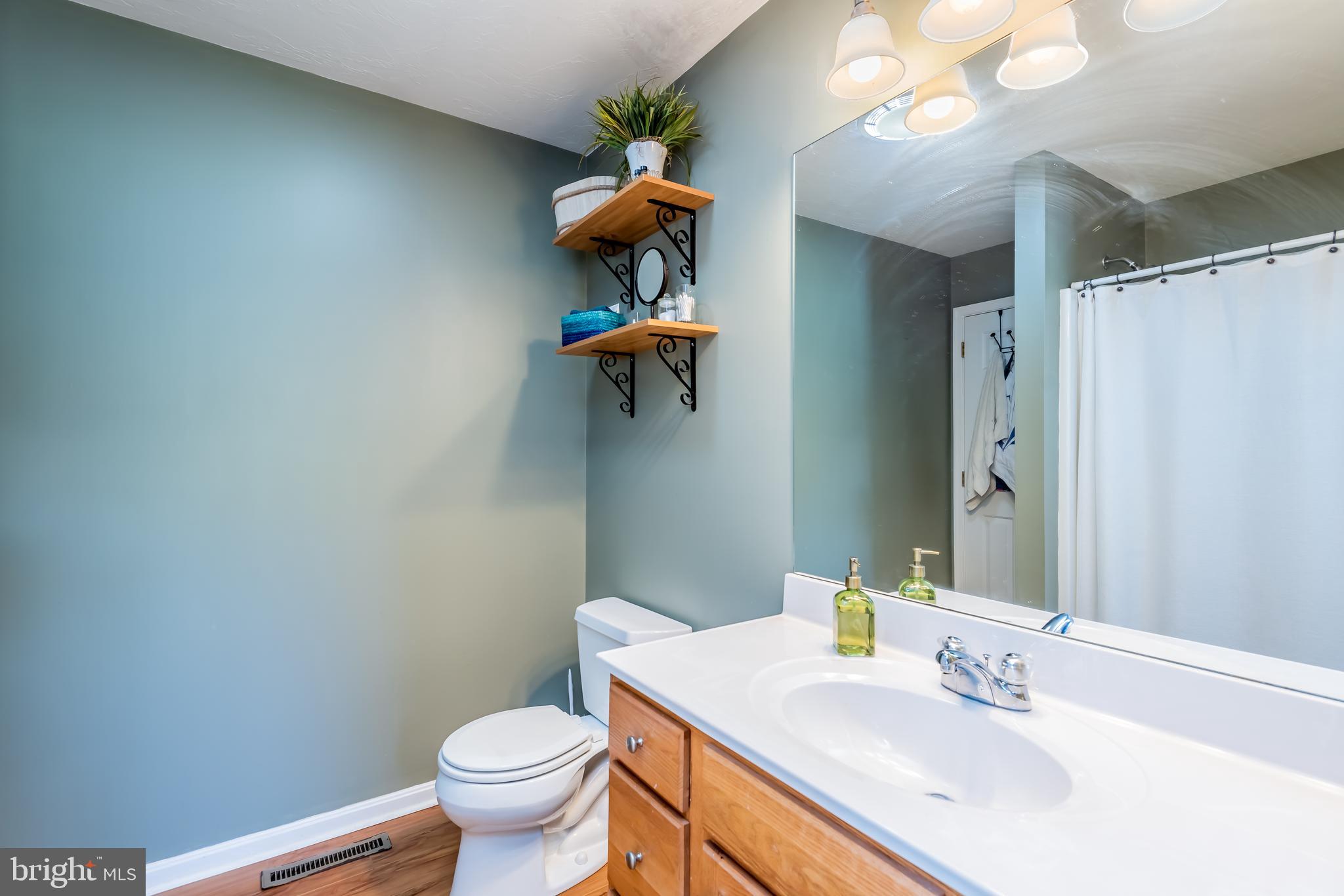 MOUNTAIN SHADOWS - Residential