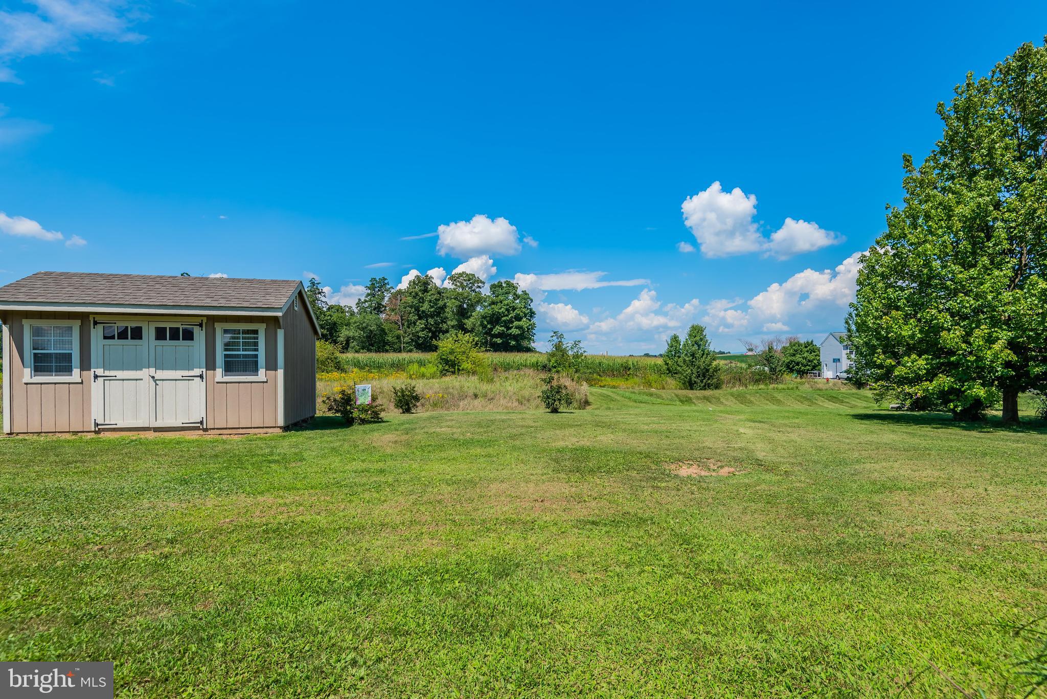 MOUNTAIN SHADOWS - Residential