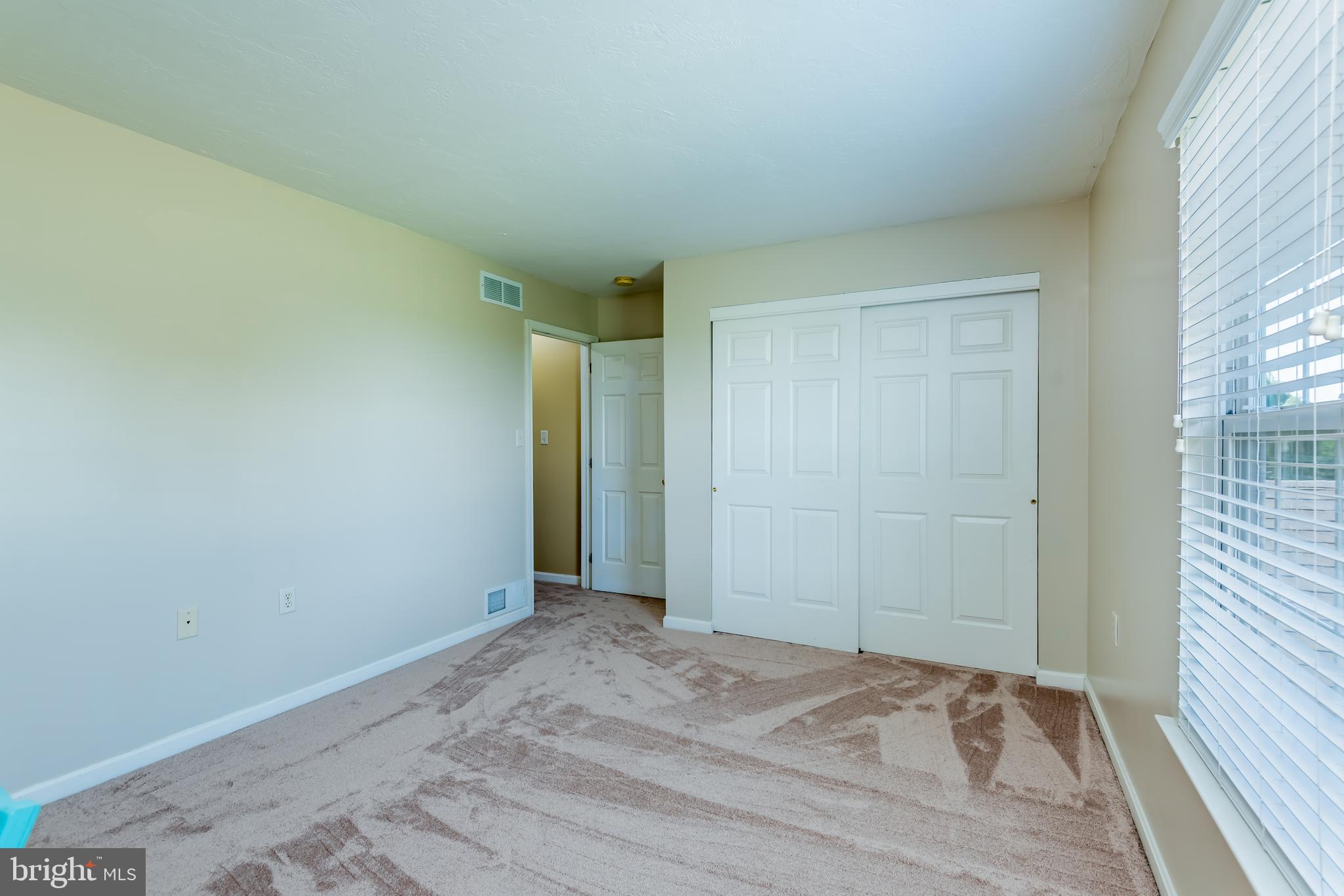 MOUNTAIN SHADOWS - Residential