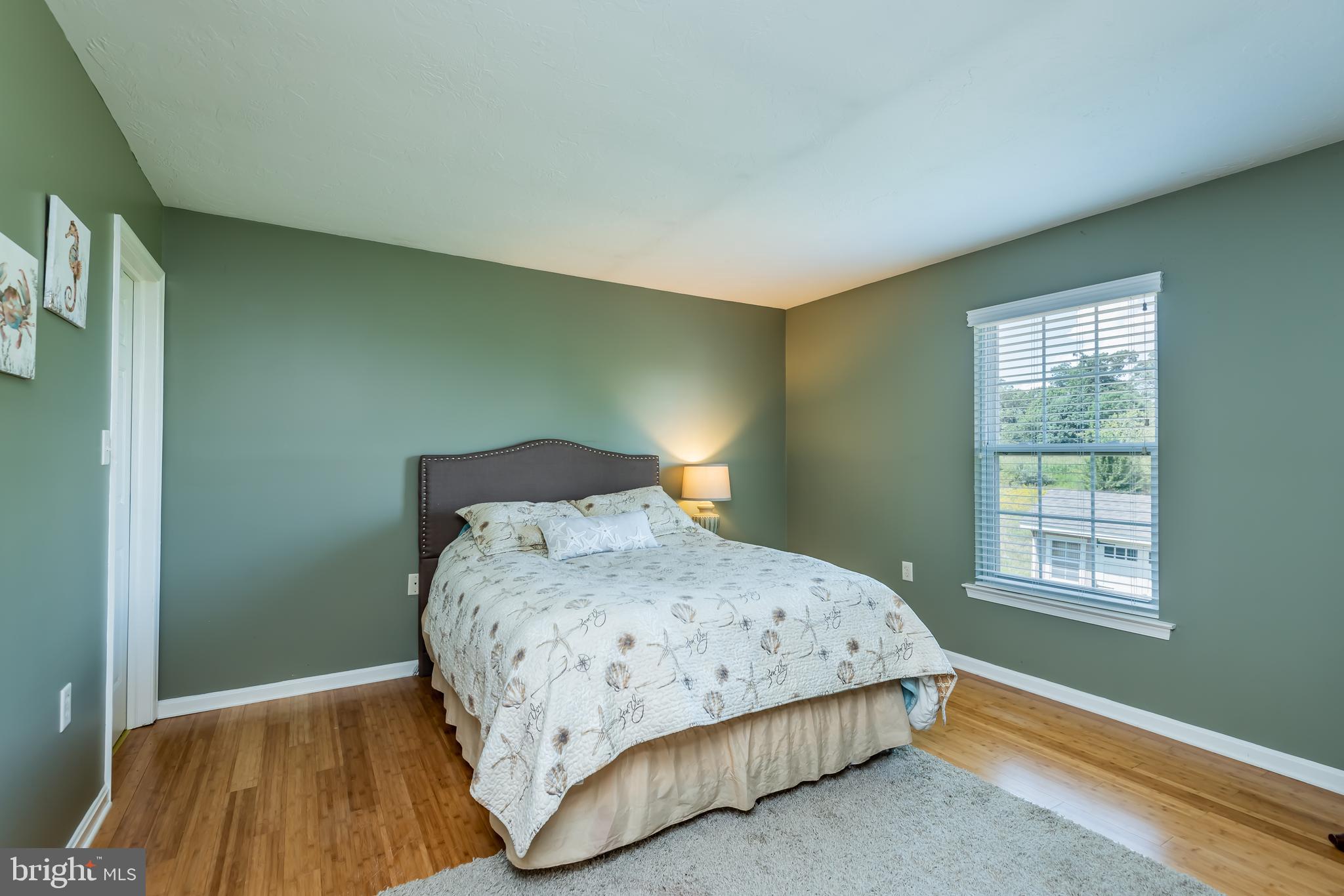 MOUNTAIN SHADOWS - Residential