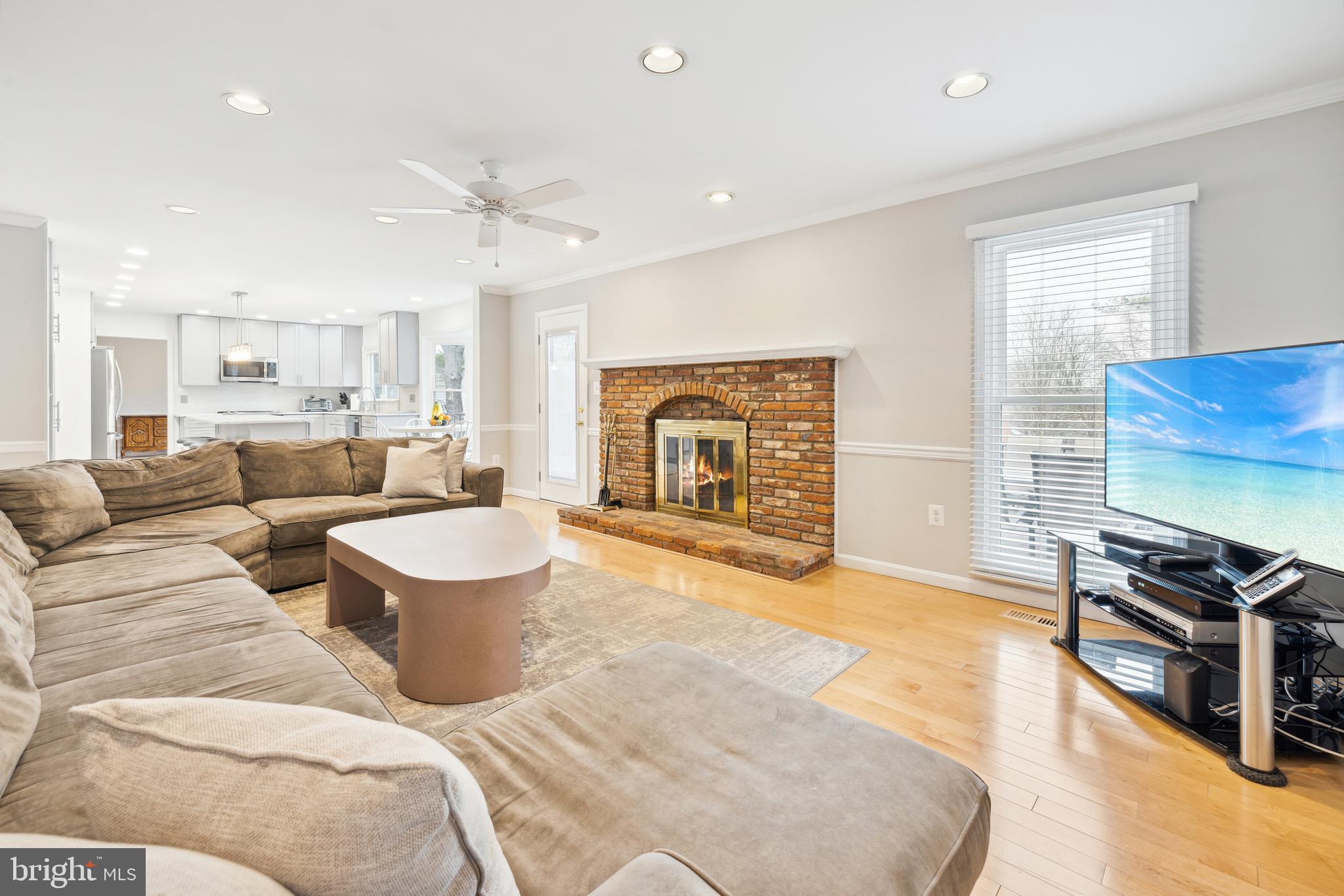 POTOMAC CHASE - Residential