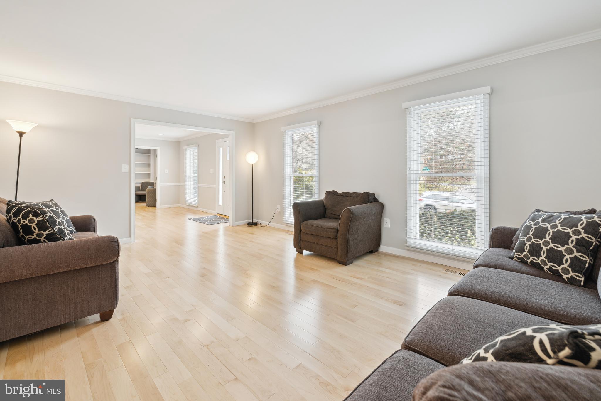 POTOMAC CHASE - Residential