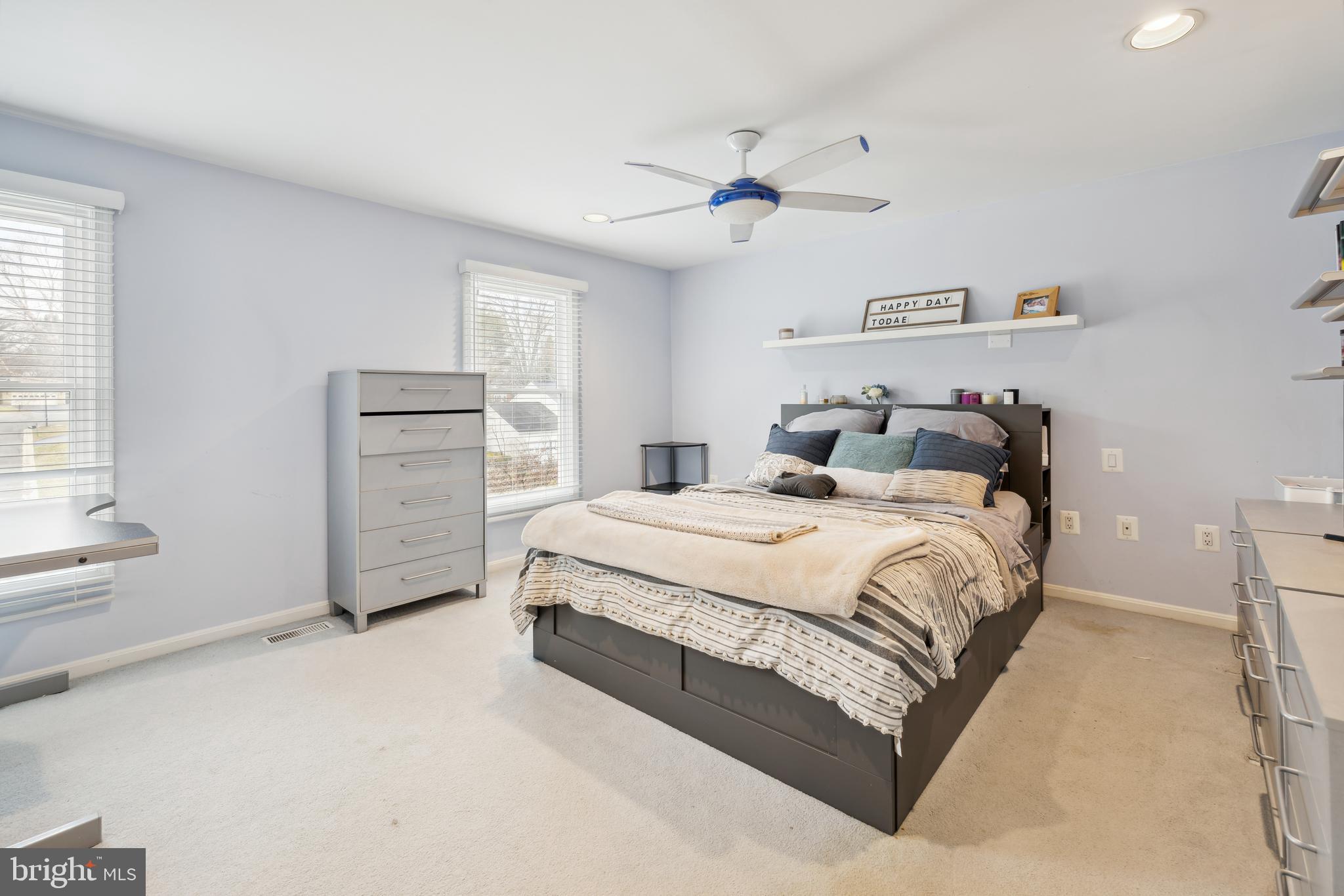 POTOMAC CHASE - Residential