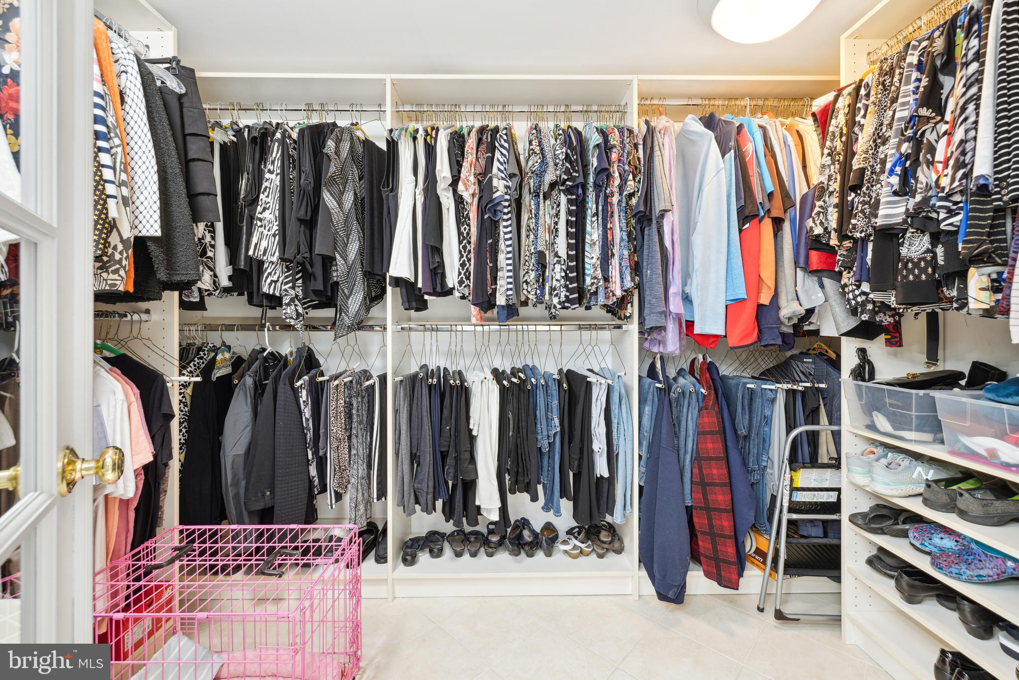 POTOMAC CHASE - Residential