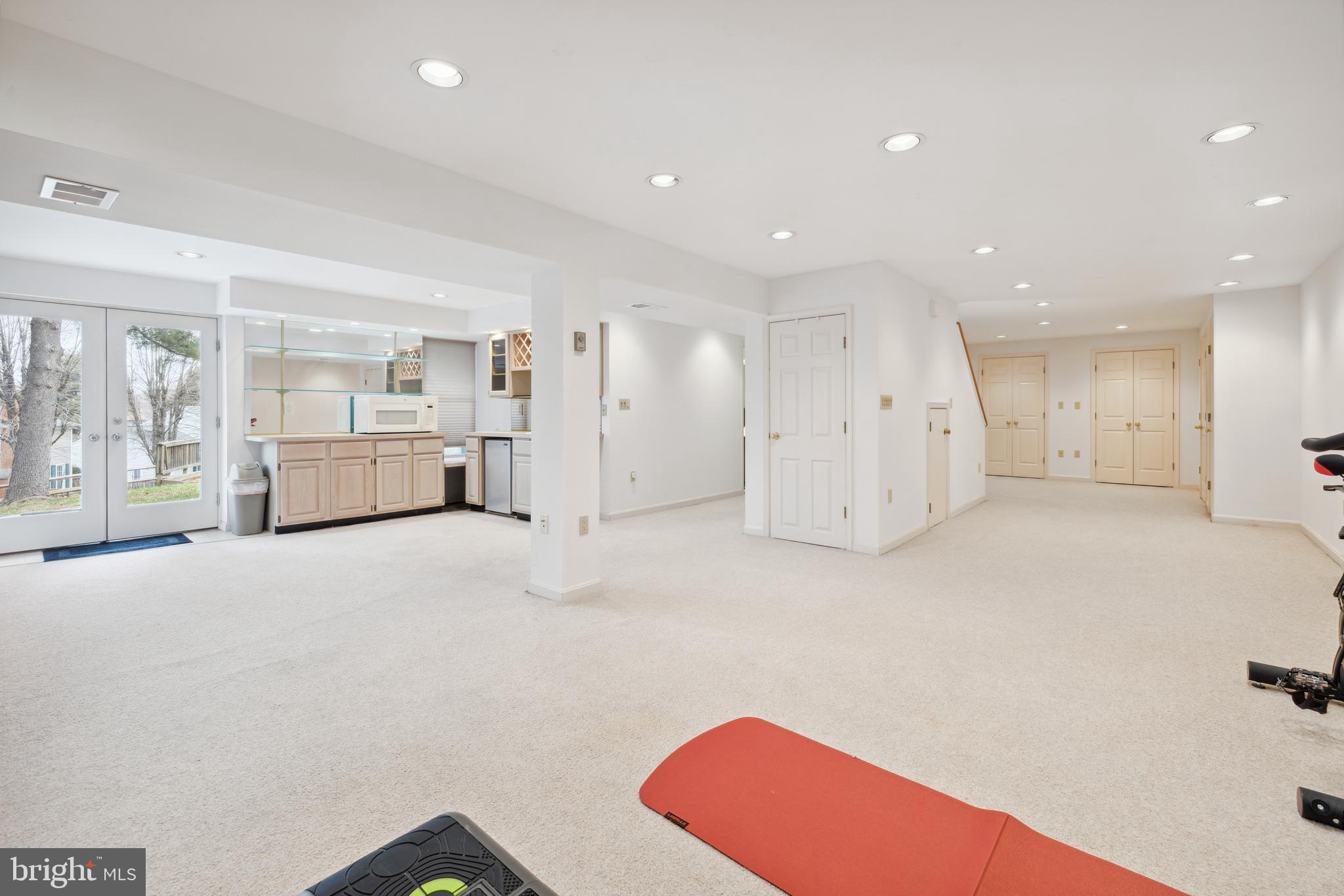 POTOMAC CHASE - Residential