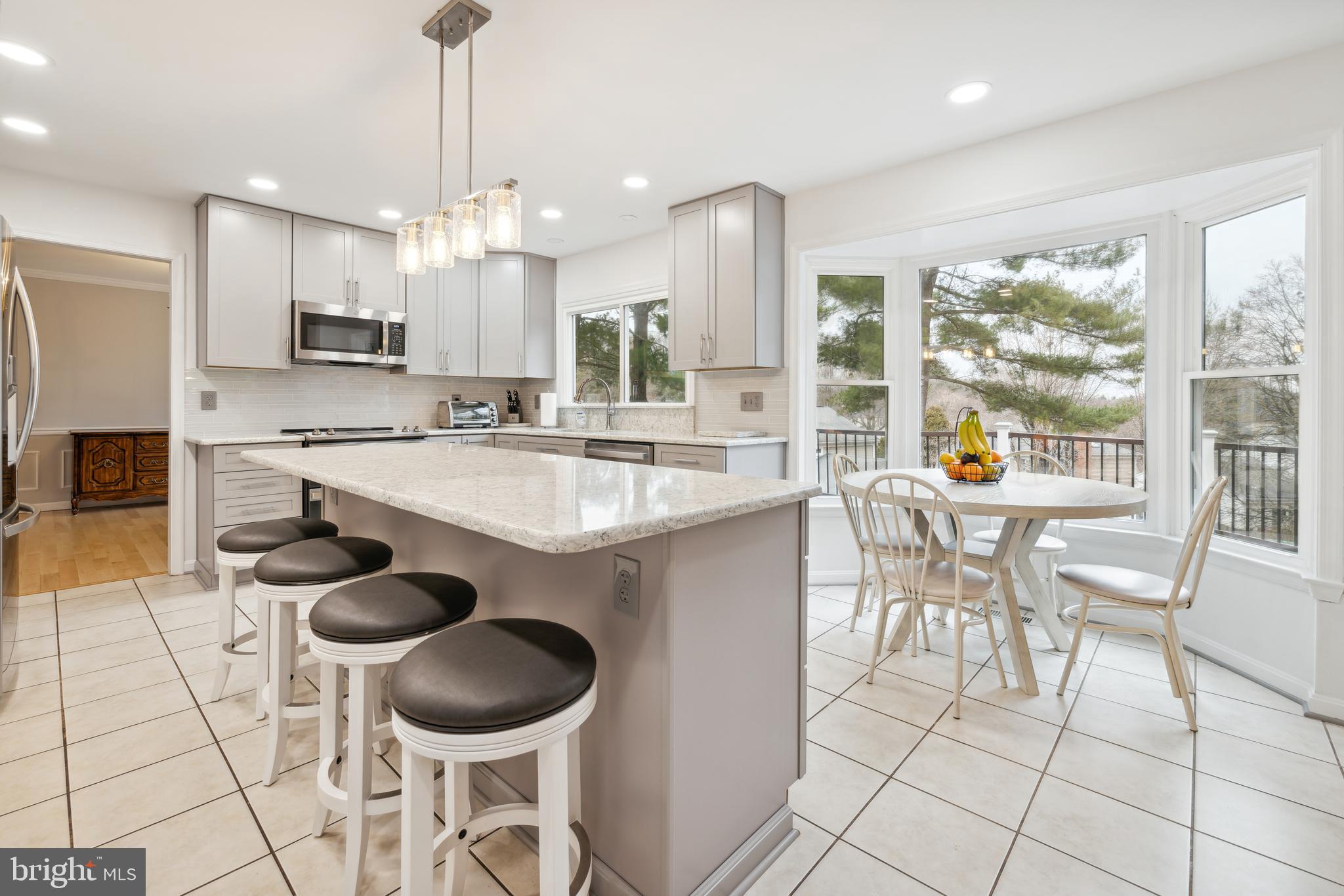 POTOMAC CHASE - Residential