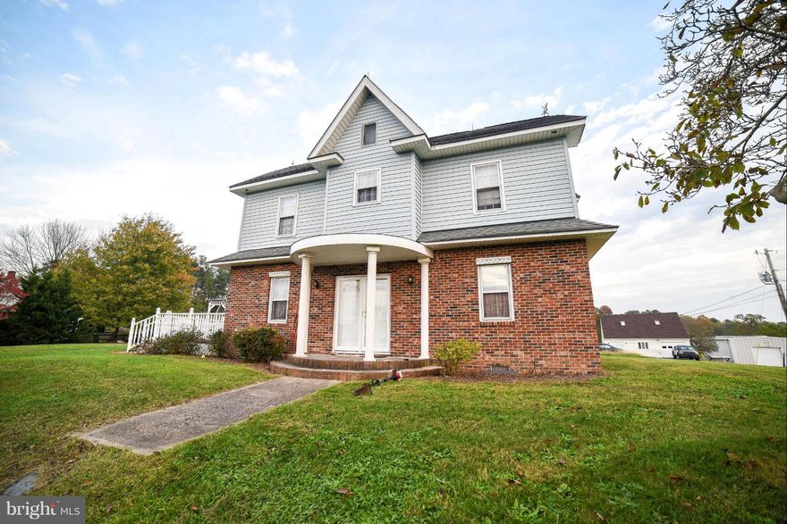 Beautiful Victorian home in Loveville MD. This home shares the property with 2 other units (not attached) and is minutes from downtown Leonardtown, Pax NAS, Waldorf, Lexington Park. Tons of Space. A must see.