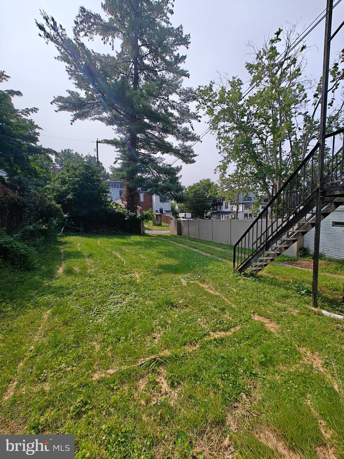 436 LINDEN AVENUE