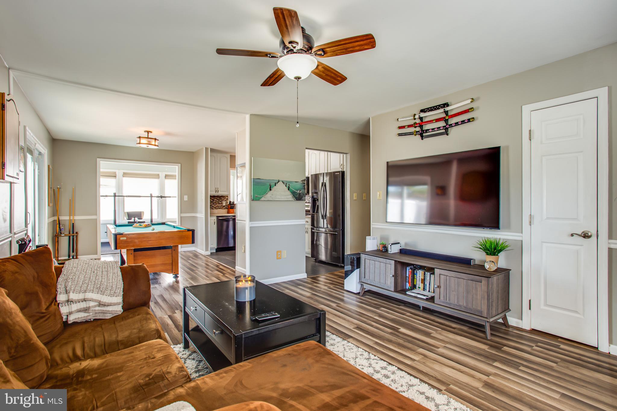 2117 GREENWOOD DRIVE
