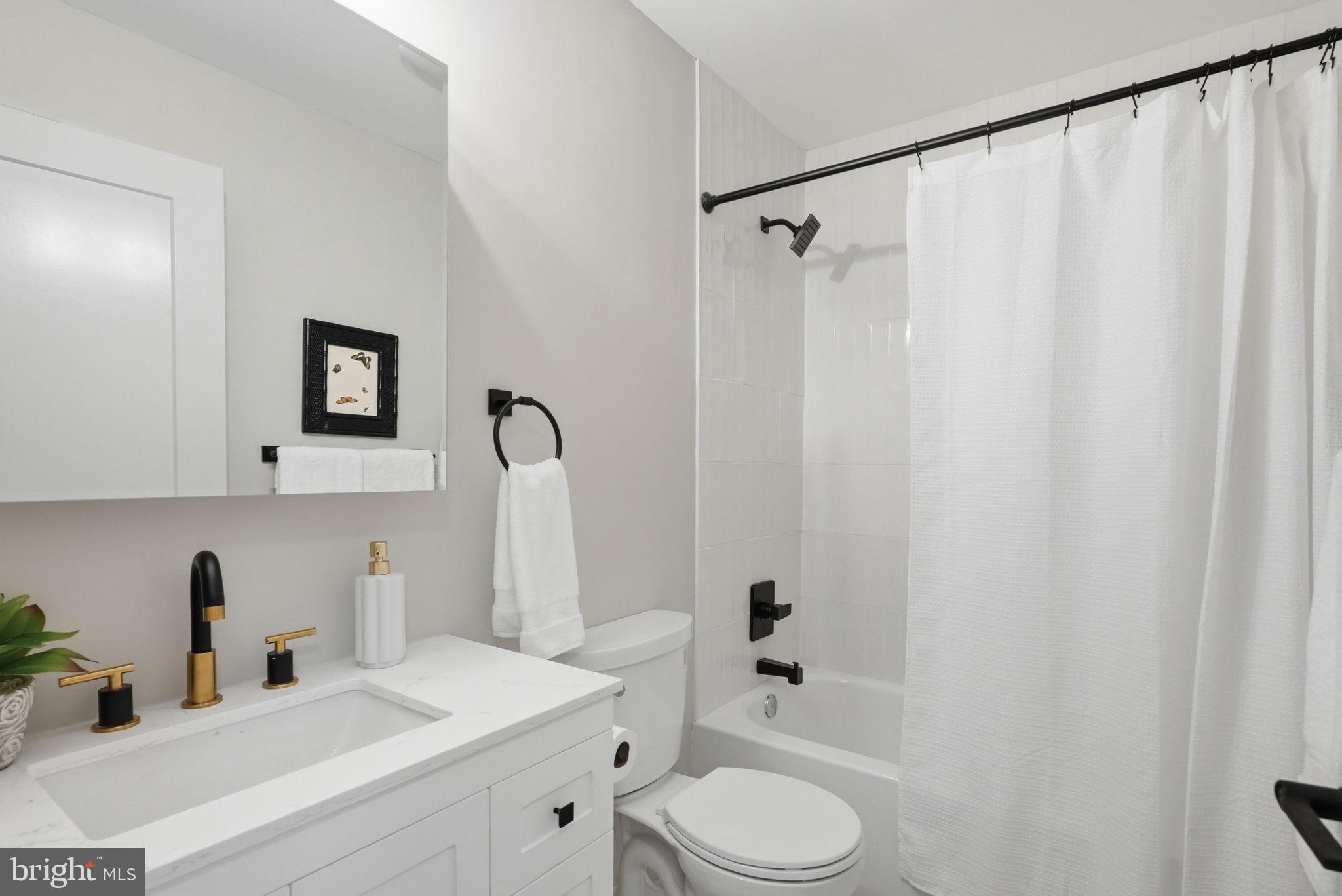 TOWNES AT MALVERN - Residential