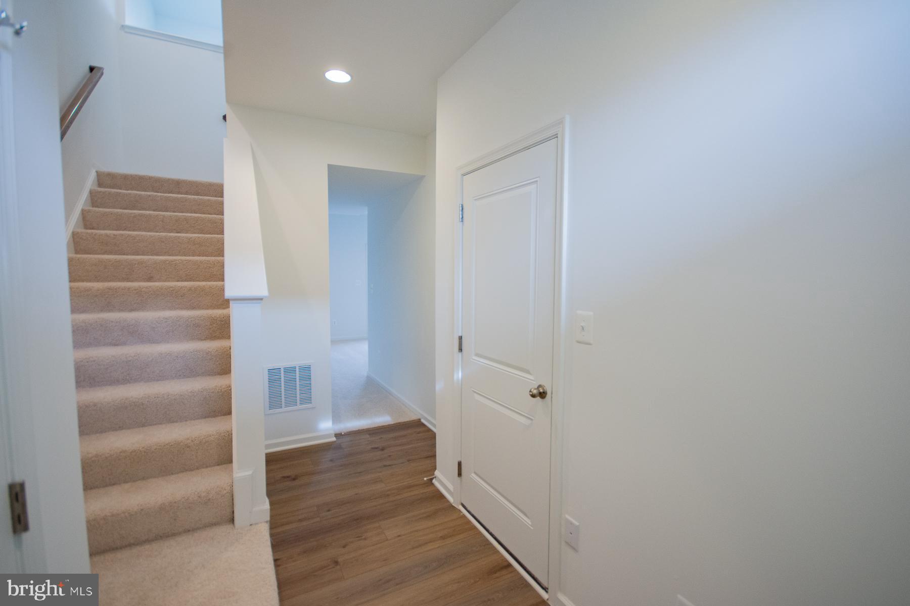 MARTINSBURG STATION - Residential Lease