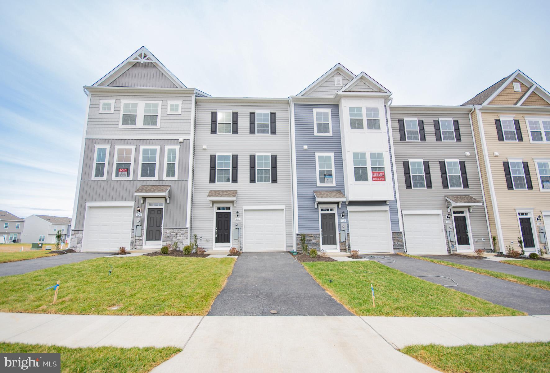 MARTINSBURG STATION - Residential Lease