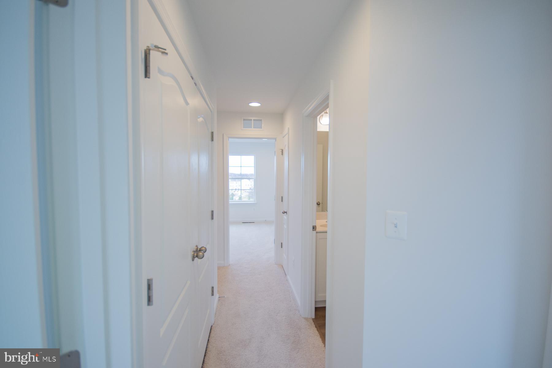 MARTINSBURG STATION - Residential Lease