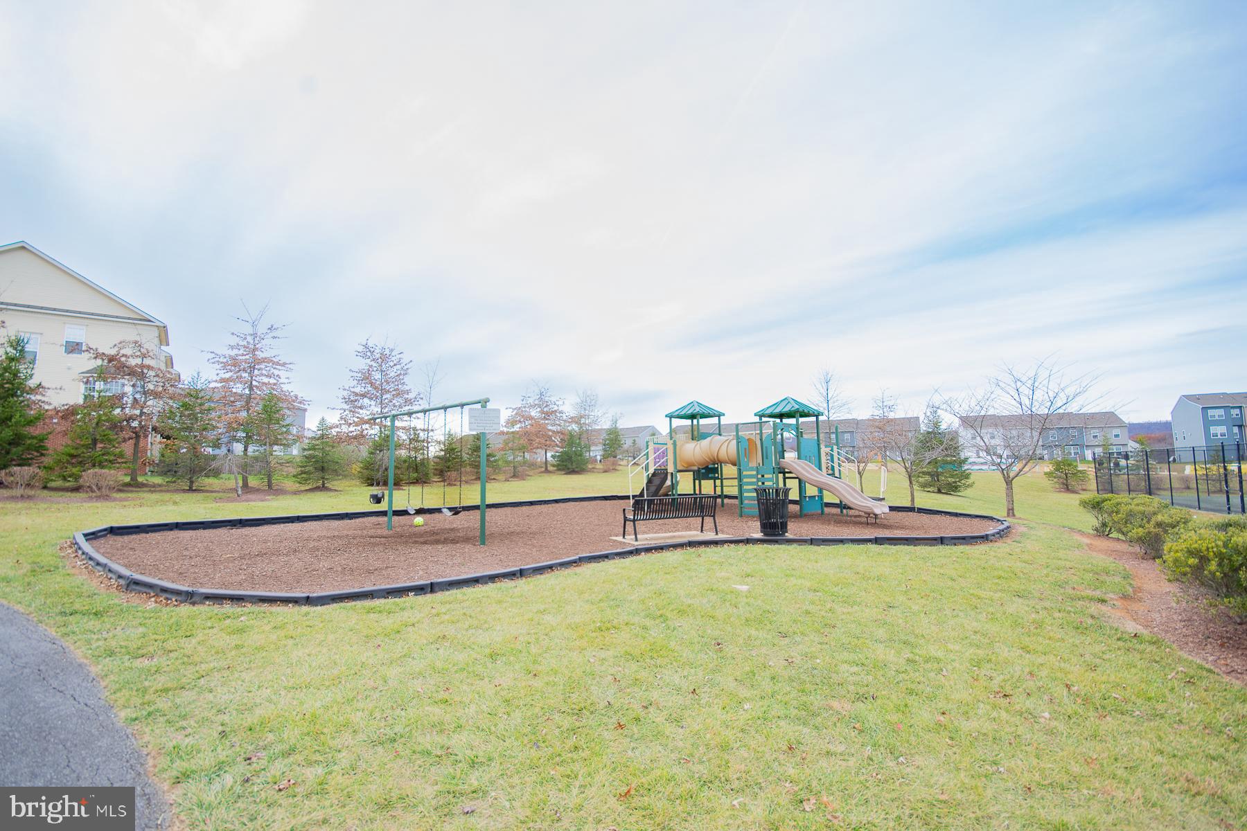 MARTINSBURG STATION - Residential Lease