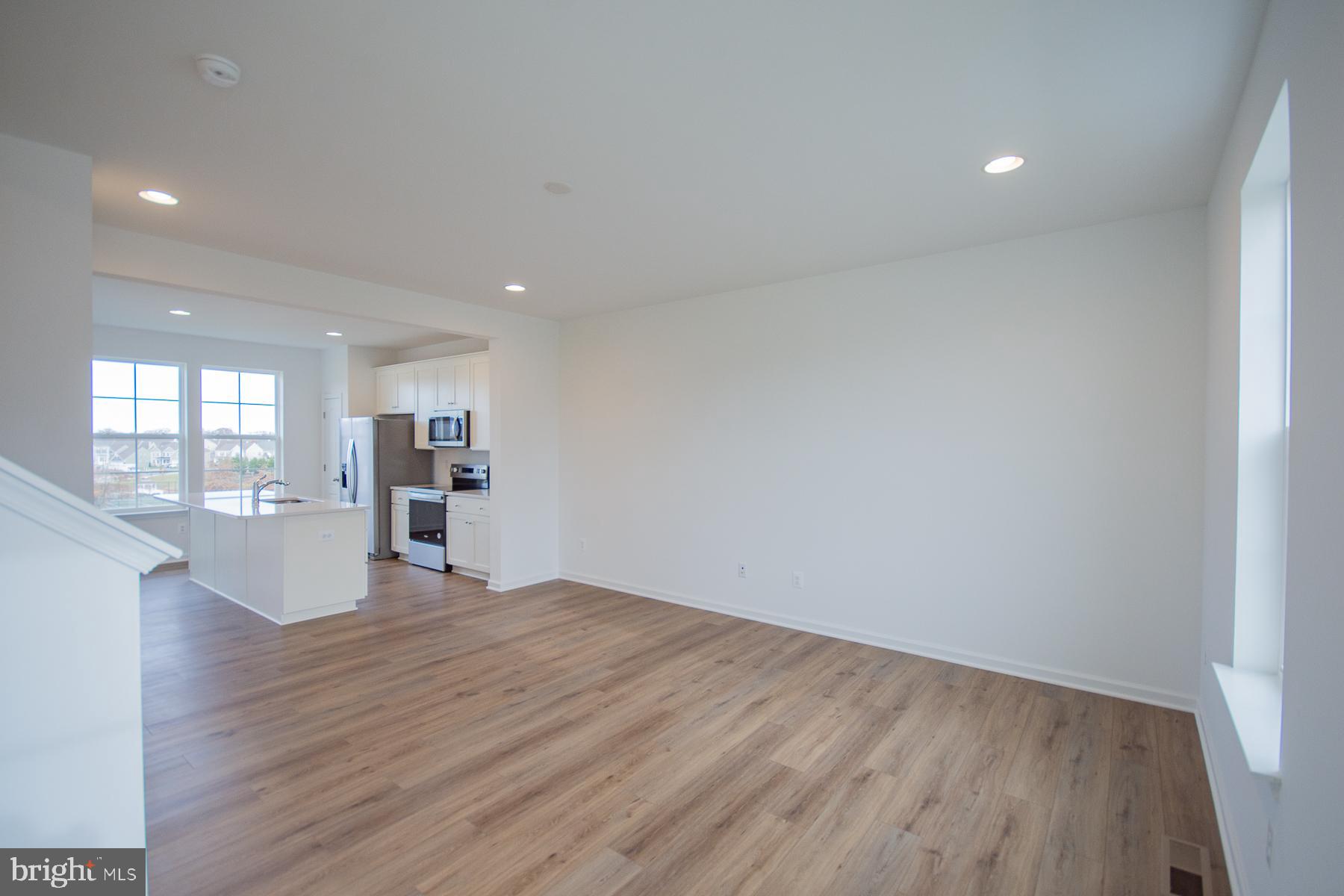 MARTINSBURG STATION - Residential Lease