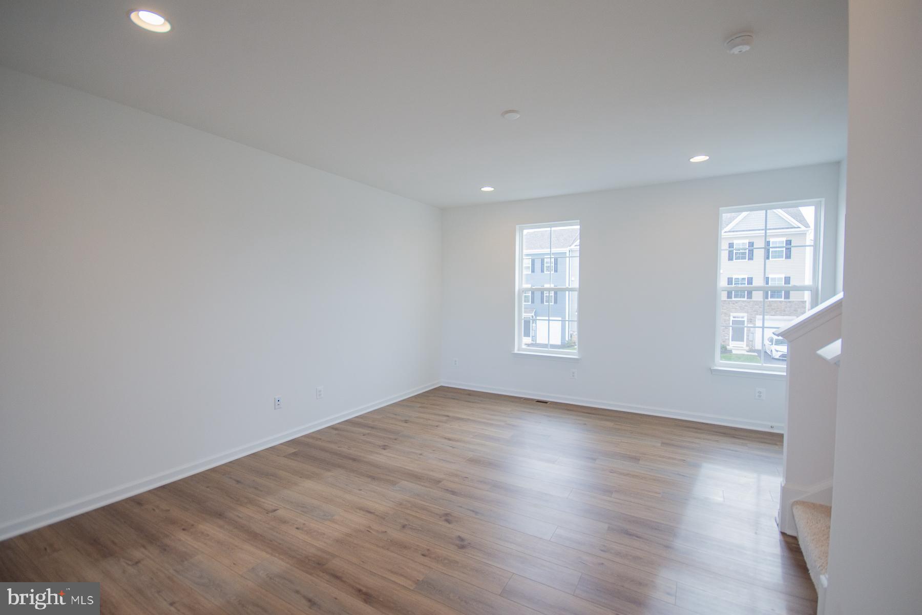 MARTINSBURG STATION - Residential Lease