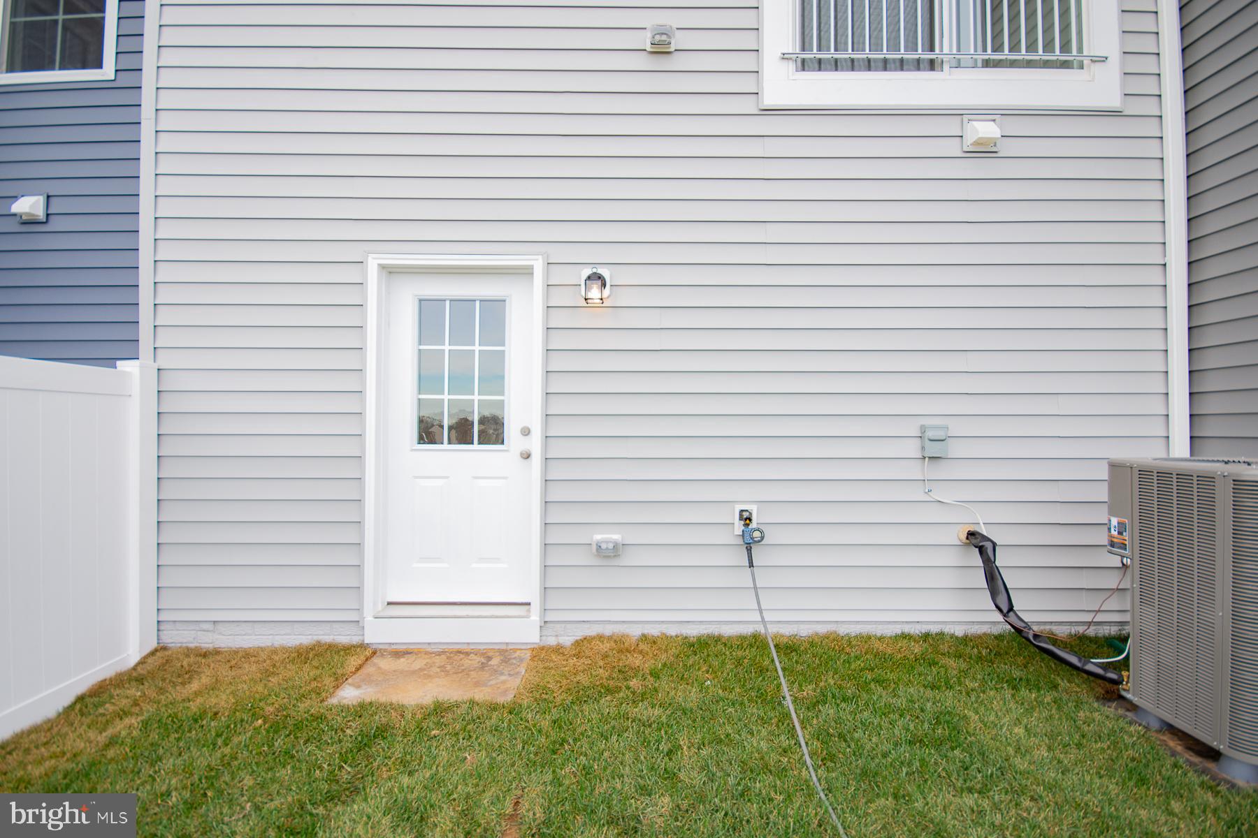 MARTINSBURG STATION - Residential Lease