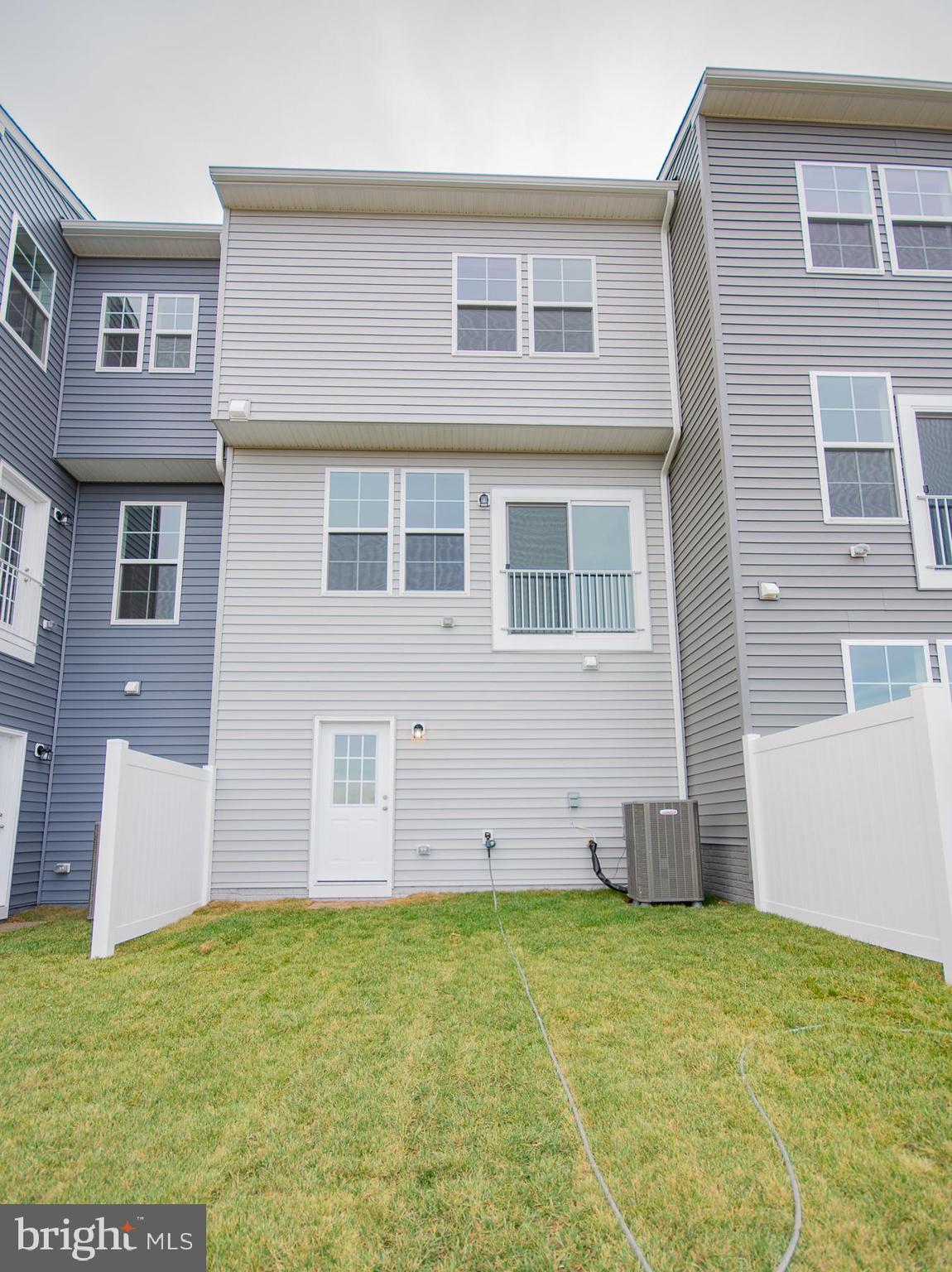 MARTINSBURG STATION - Residential Lease