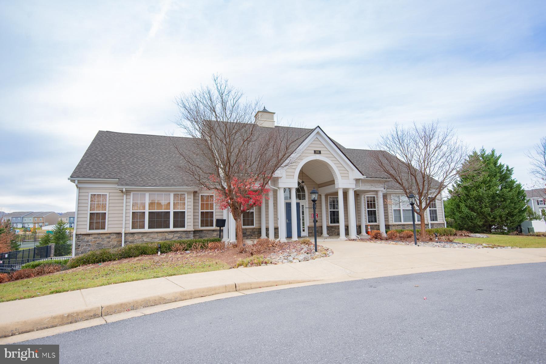 MARTINSBURG STATION - Residential Lease