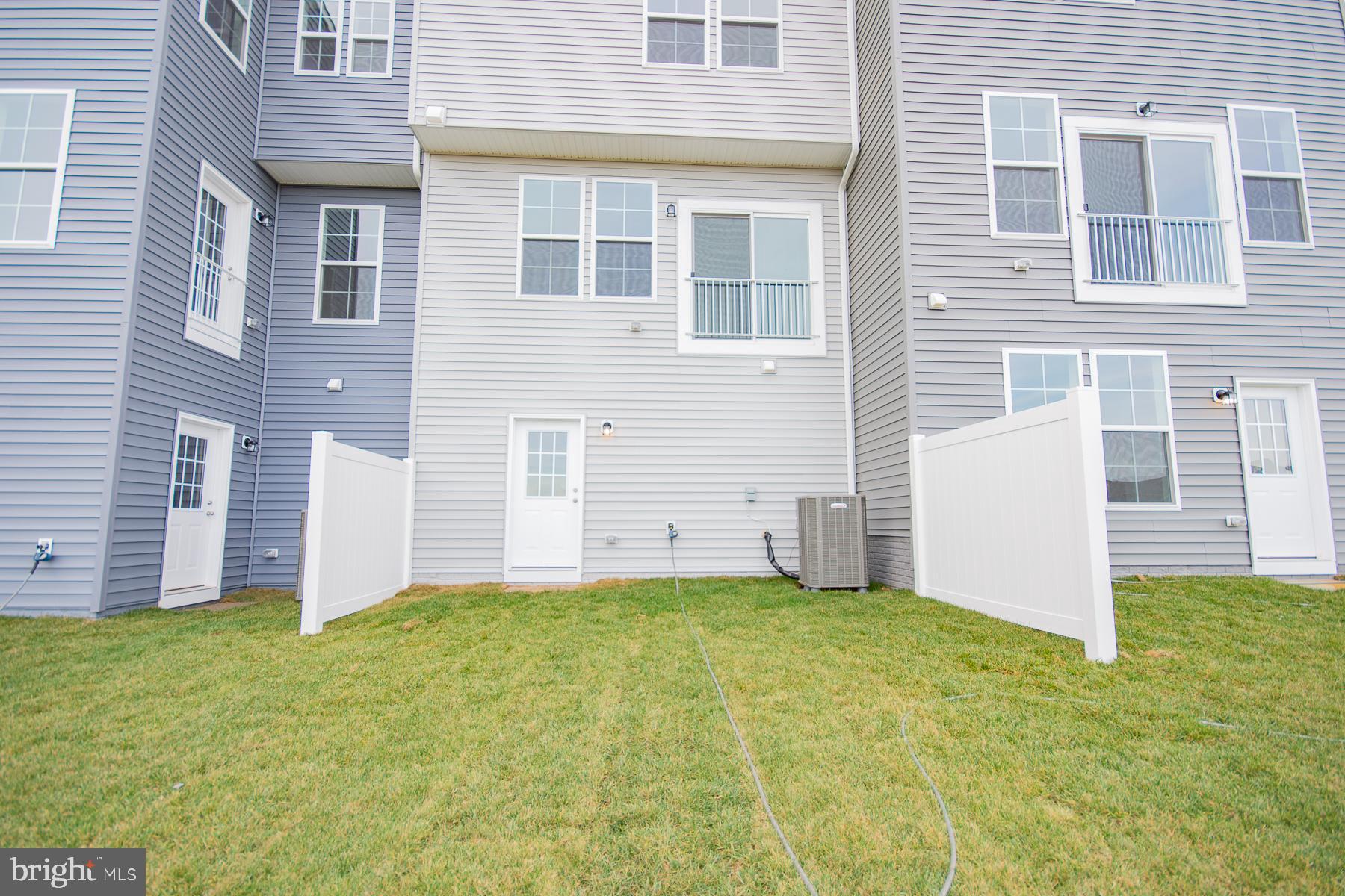 MARTINSBURG STATION - Residential Lease