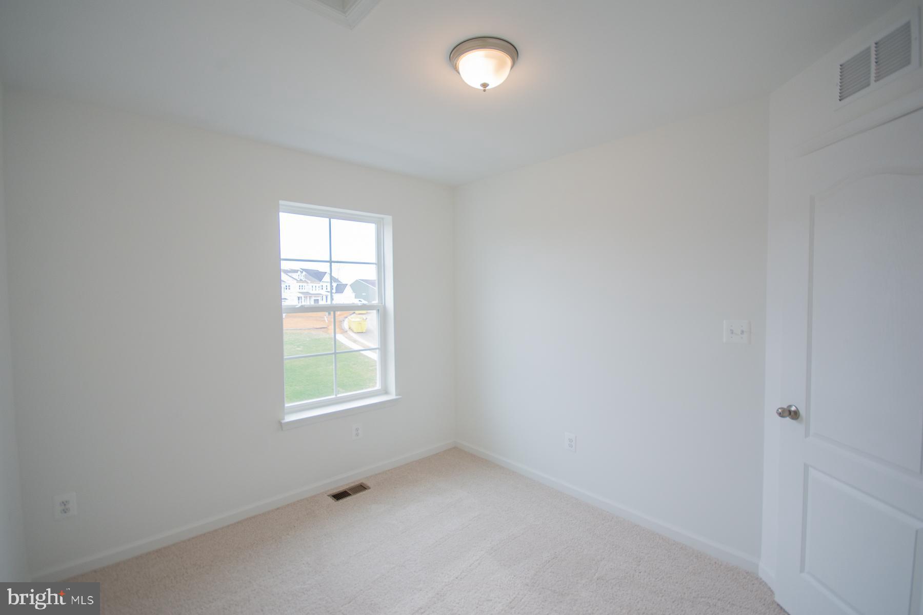 MARTINSBURG STATION - Residential Lease