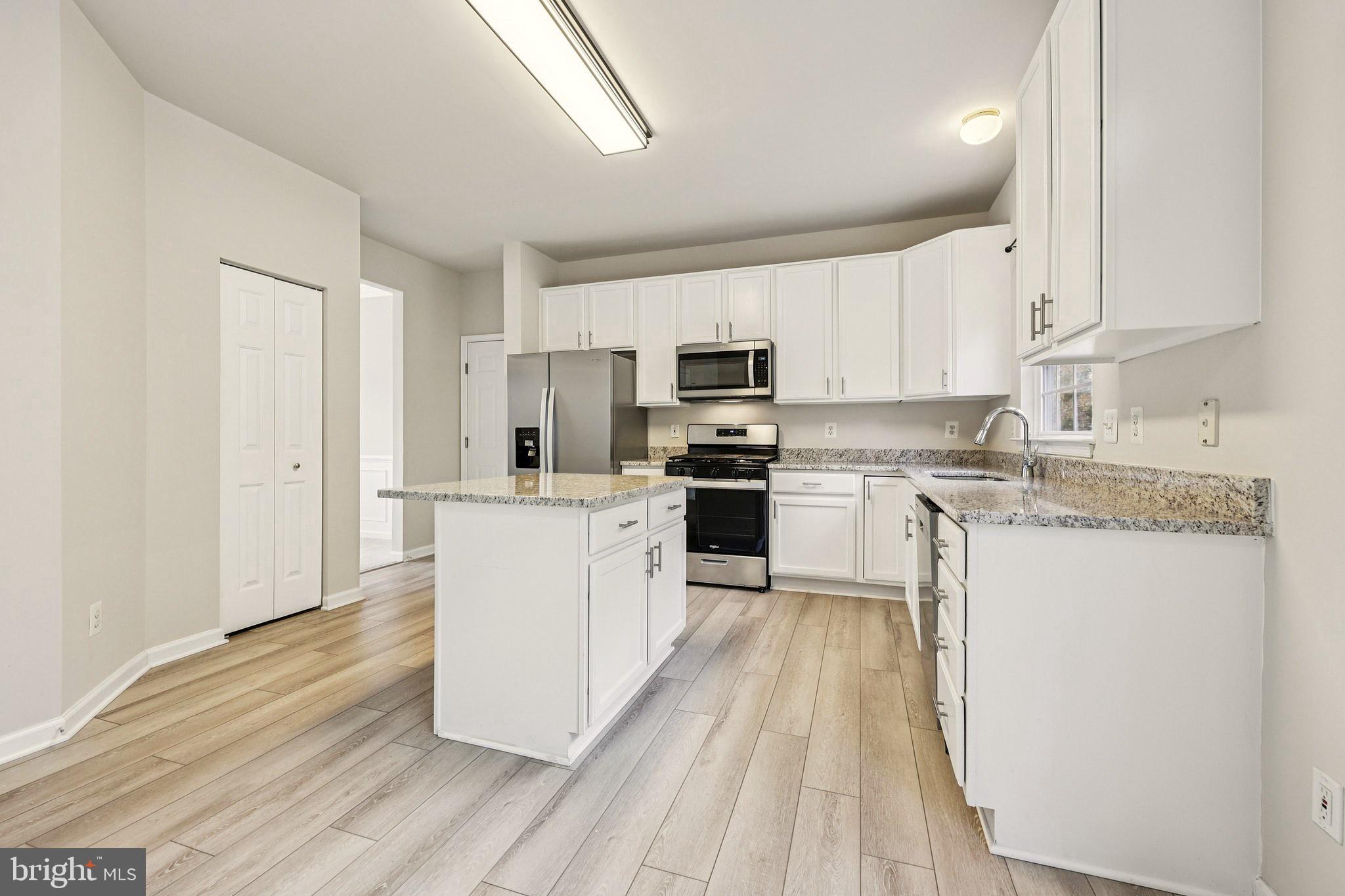 WAYSIDE VILLAGE - Residential