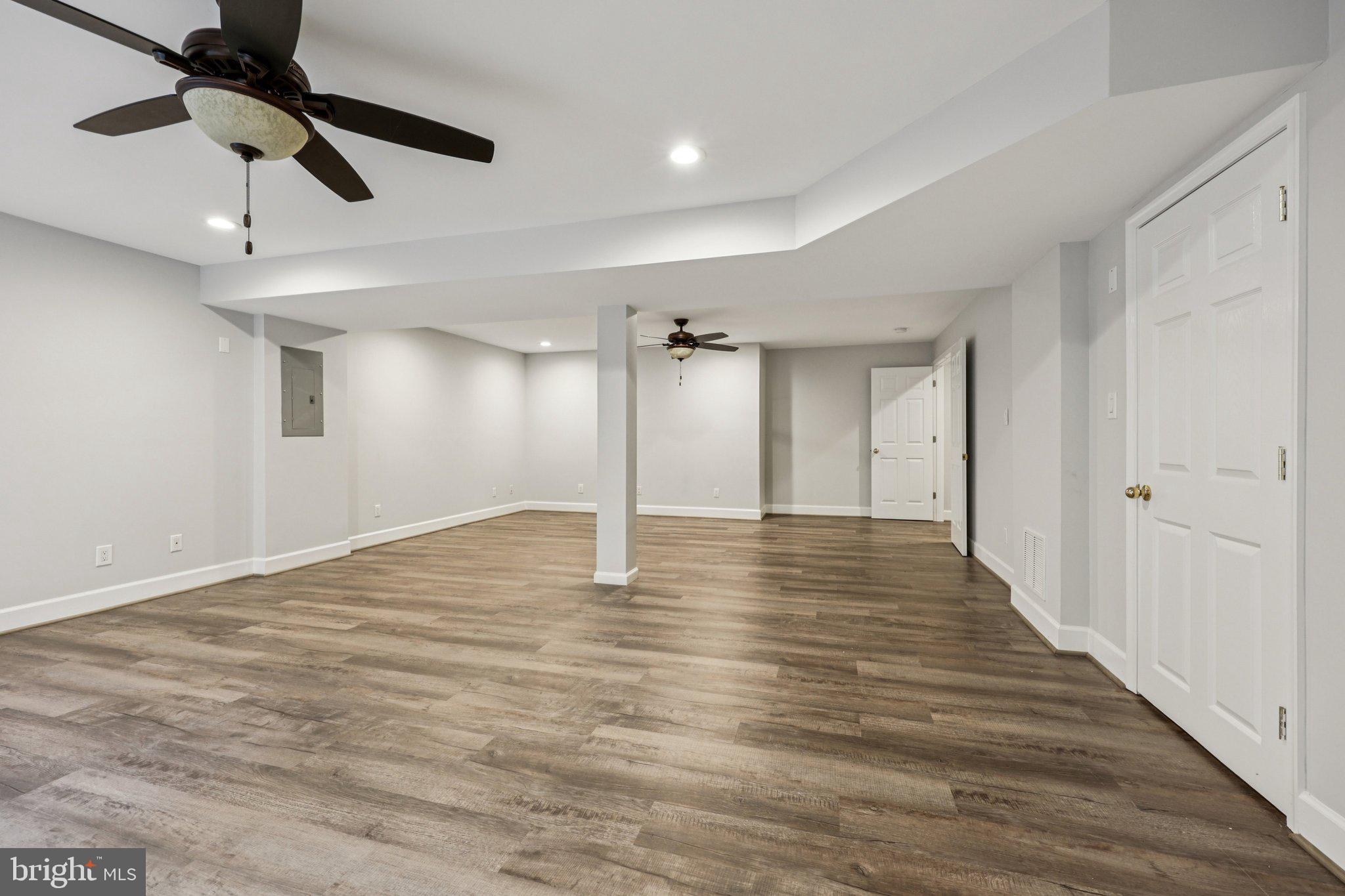 WAYSIDE VILLAGE - Residential