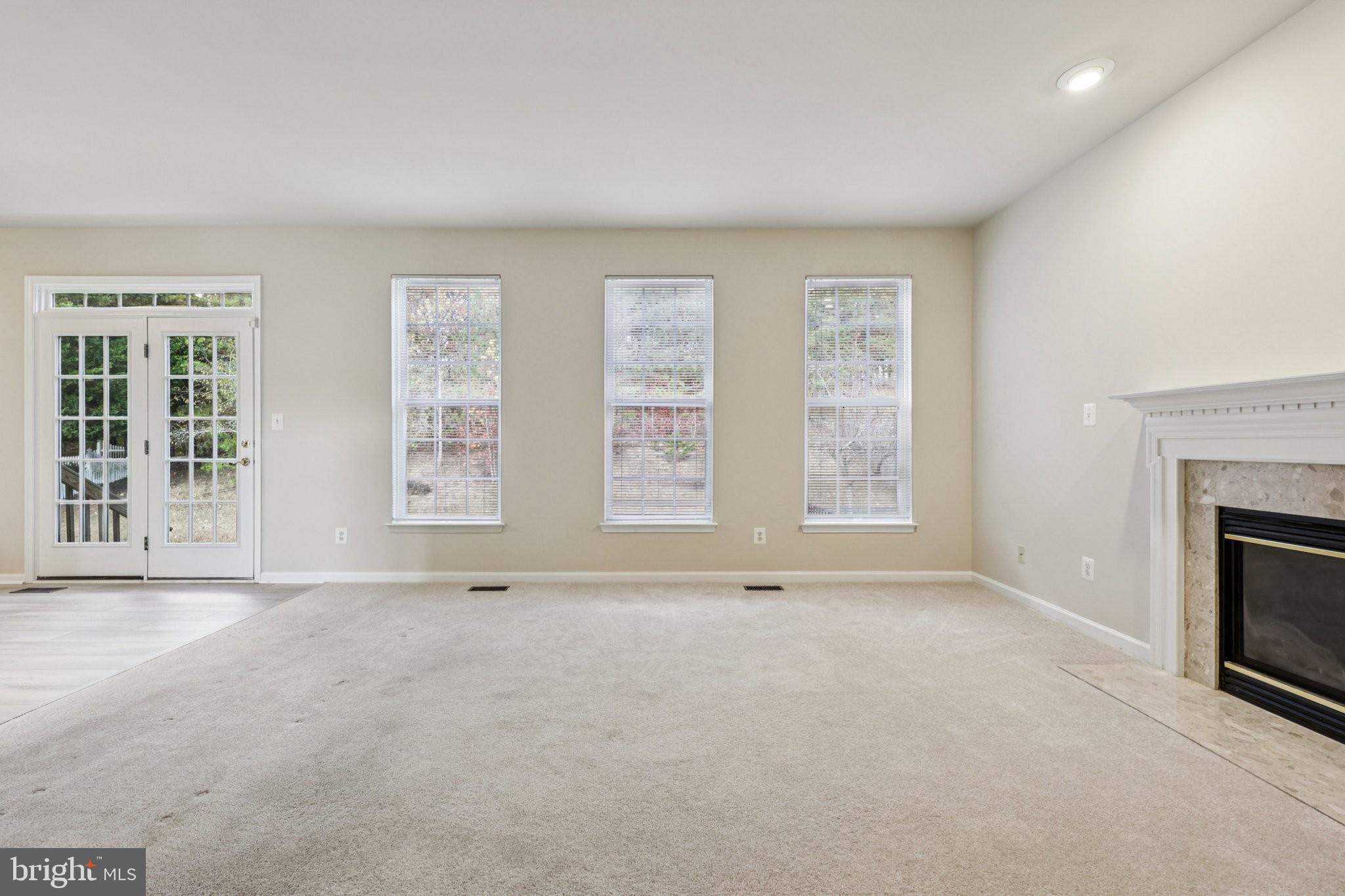 WAYSIDE VILLAGE - Residential