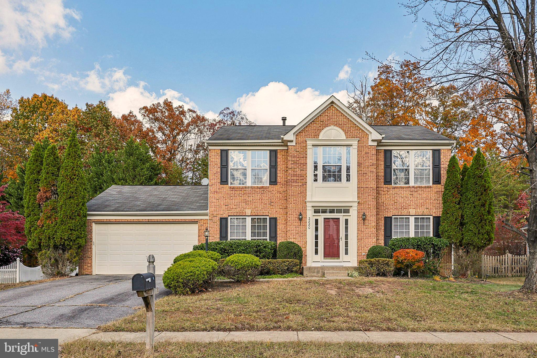 2880 MYRTLEWOOD DRIVE