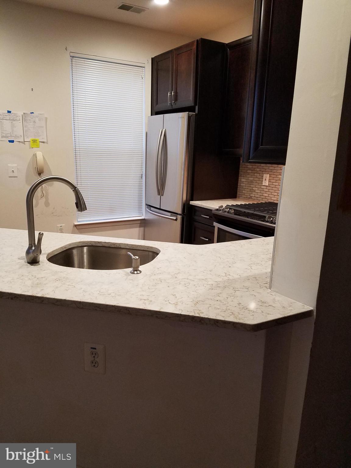 WOODLAND LAKE - Residential