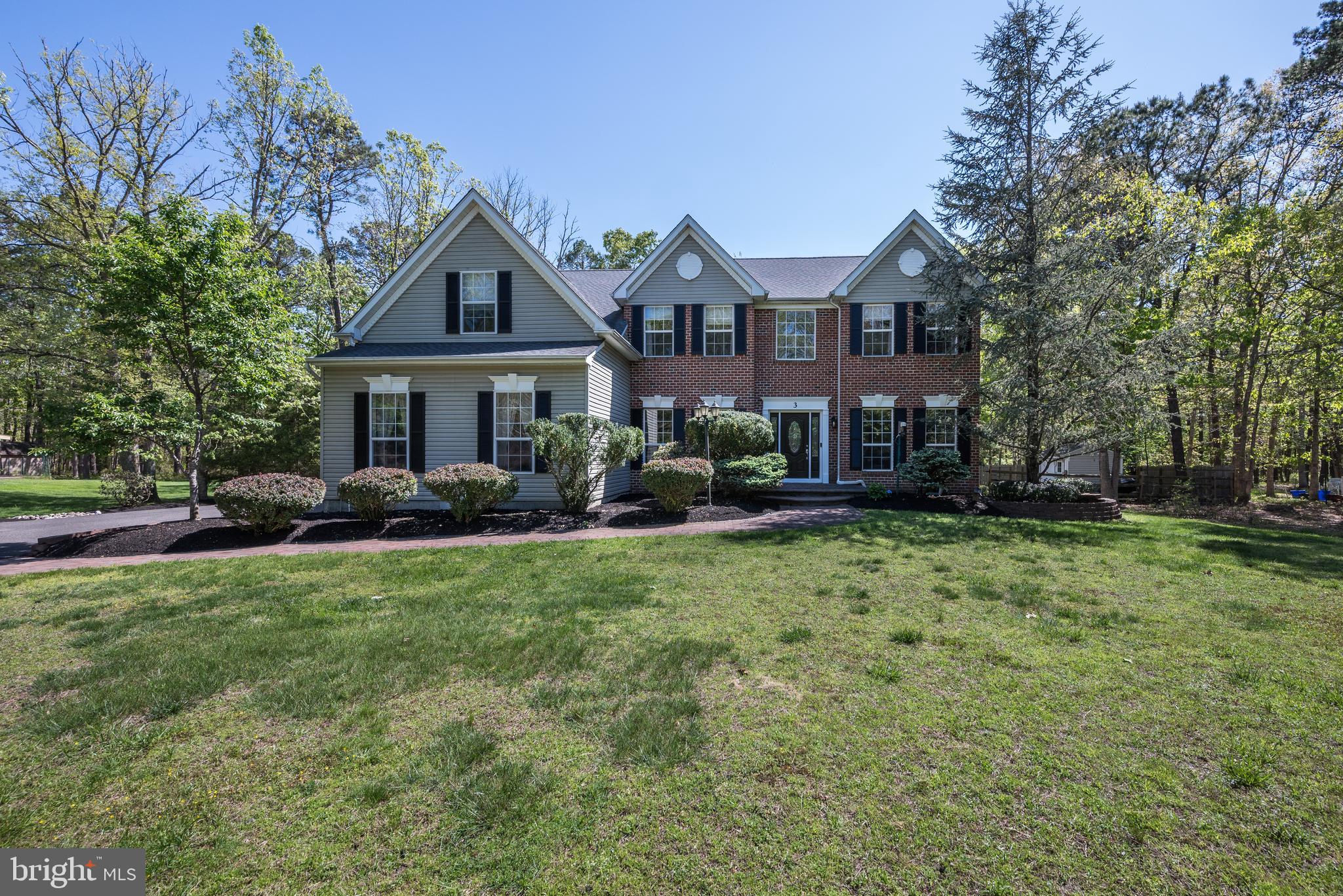 3 QUAIL RIDGE COURT