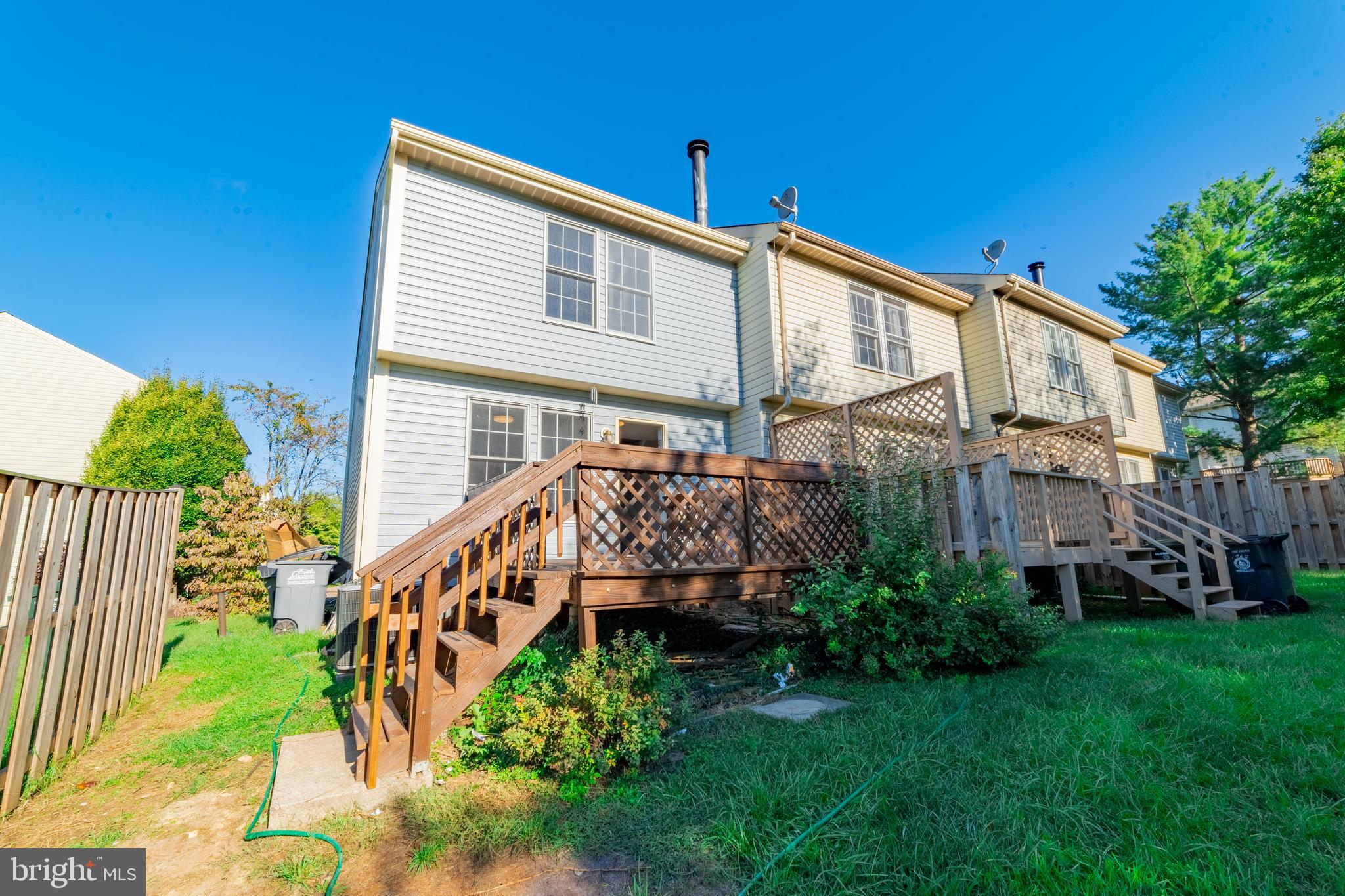 WELLINGTON/CLOVERHILL CONDOS - Residential