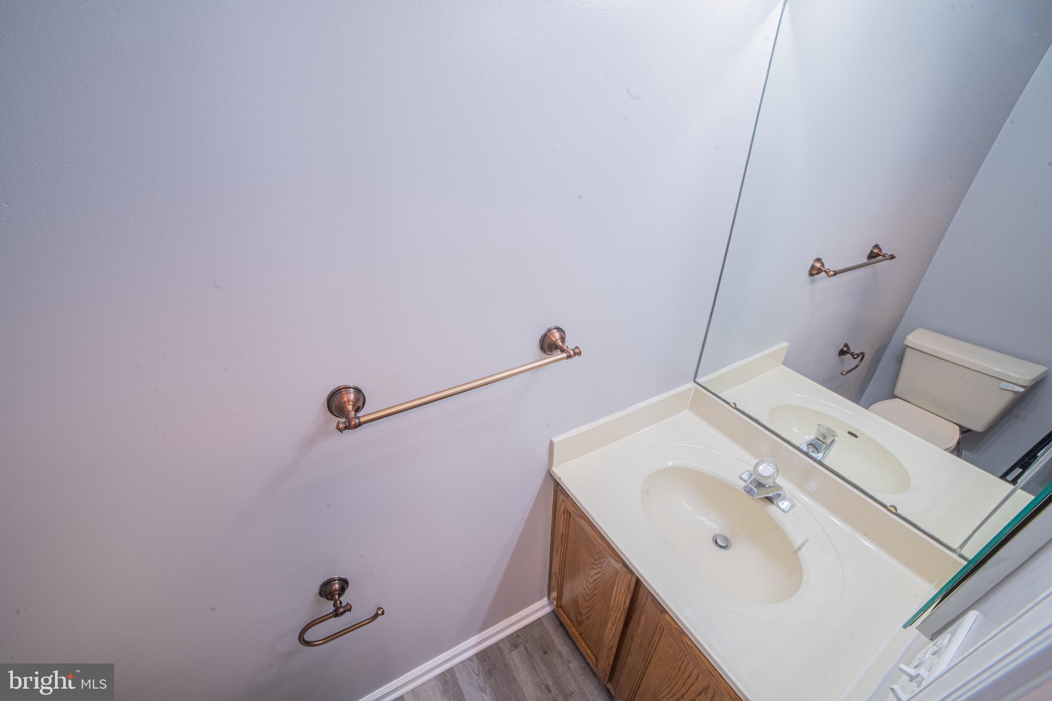 WELLINGTON/CLOVERHILL CONDOS - Residential