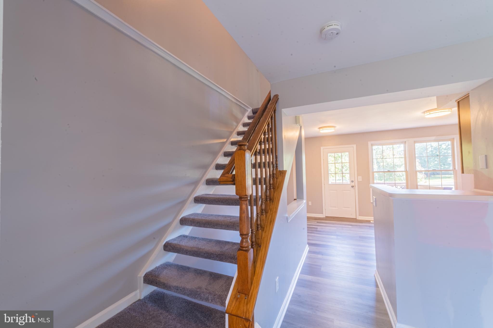 WELLINGTON/CLOVERHILL CONDOS - Residential