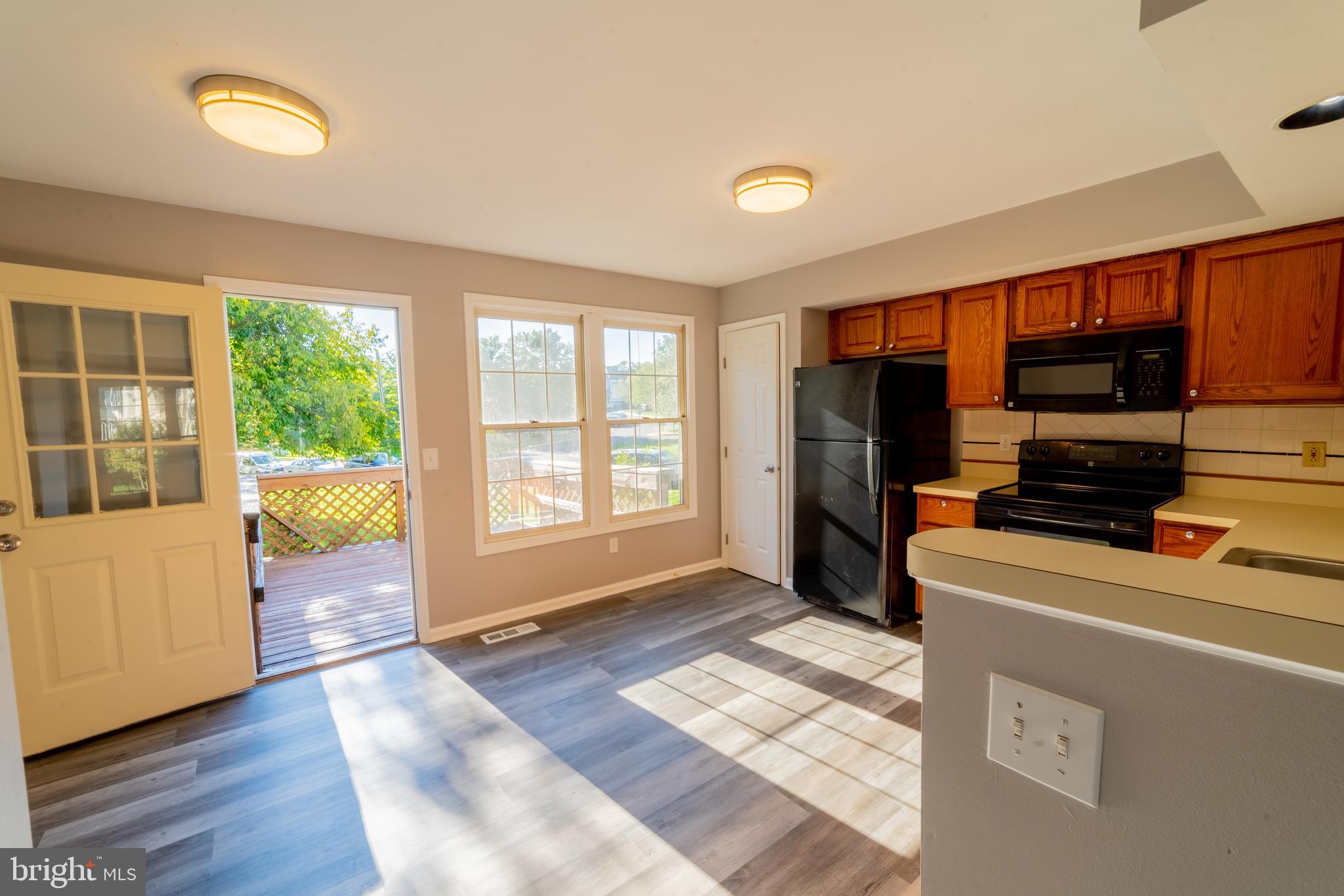 WELLINGTON/CLOVERHILL CONDOS - Residential