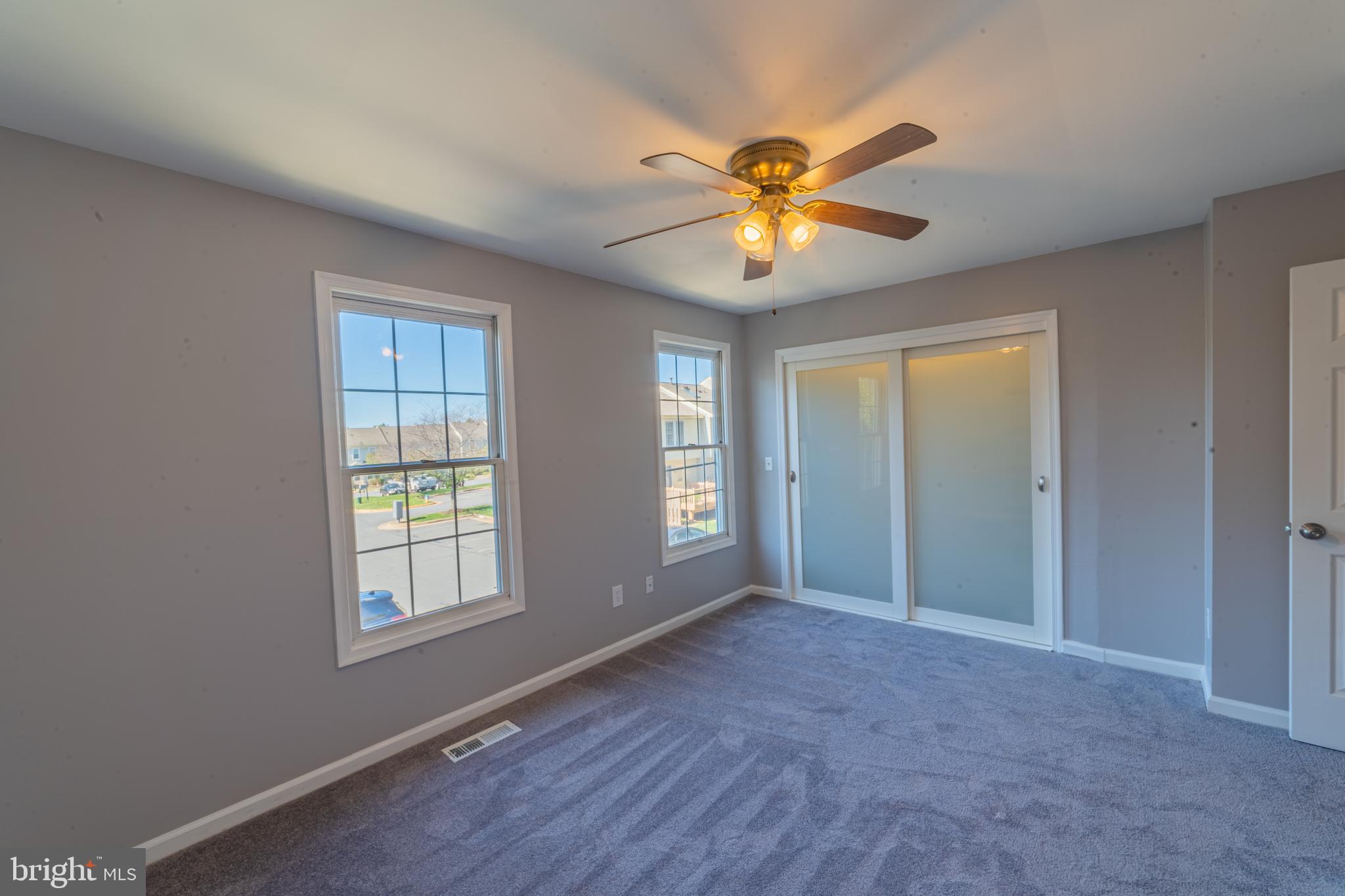 WELLINGTON/CLOVERHILL CONDOS - Residential