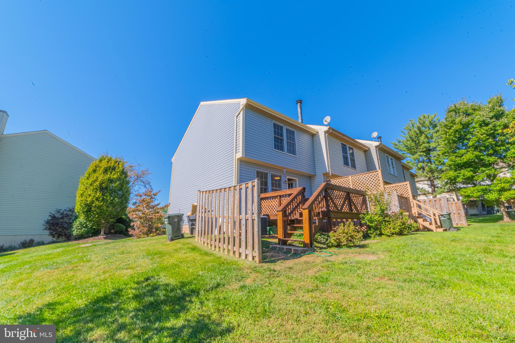 WELLINGTON/CLOVERHILL CONDOS - Residential