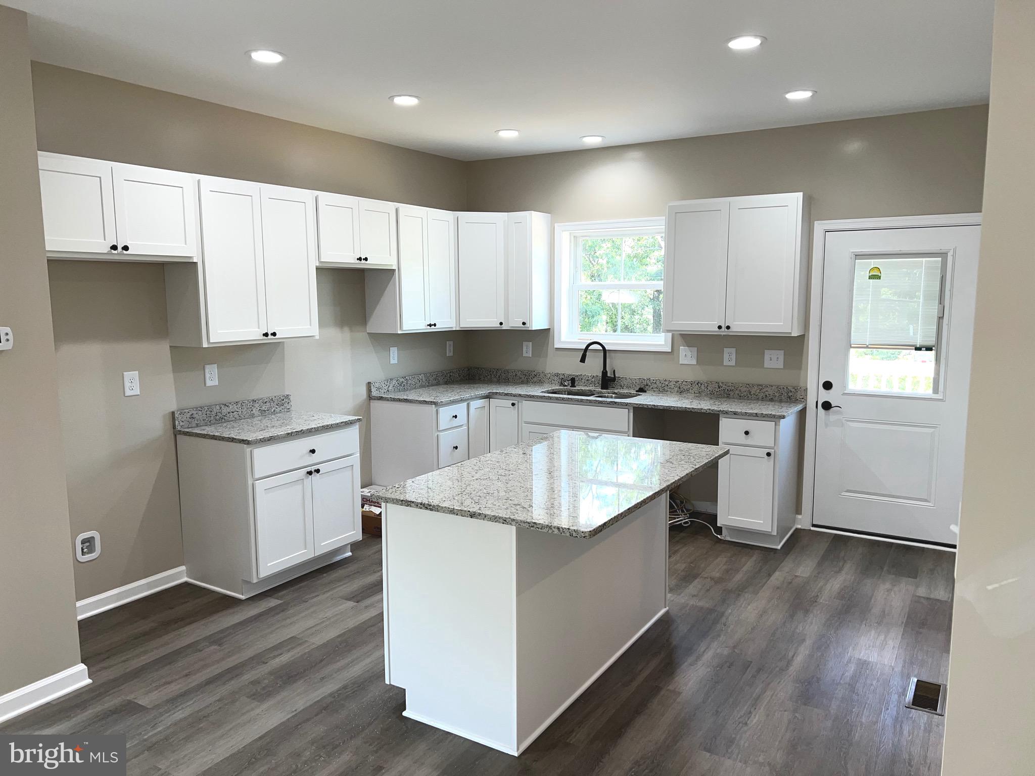 COLD SPRING RUN - Residential