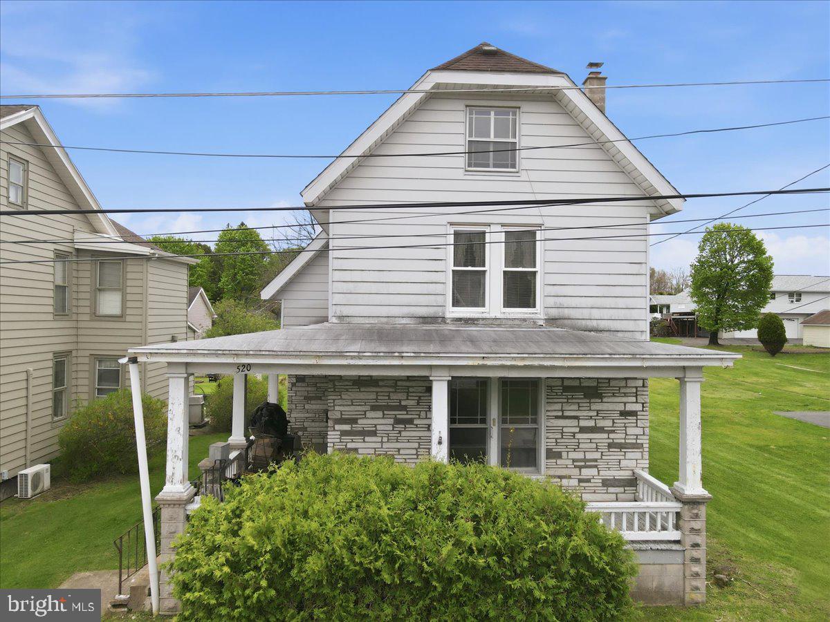520 W MAIN STREET