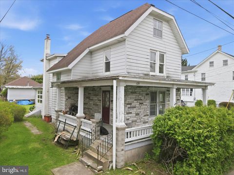 Homes For Sale - 520 W Main Street<br/> WEATHERLY, PA 18255