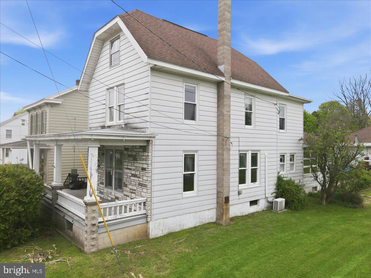 520 W MAIN STREET