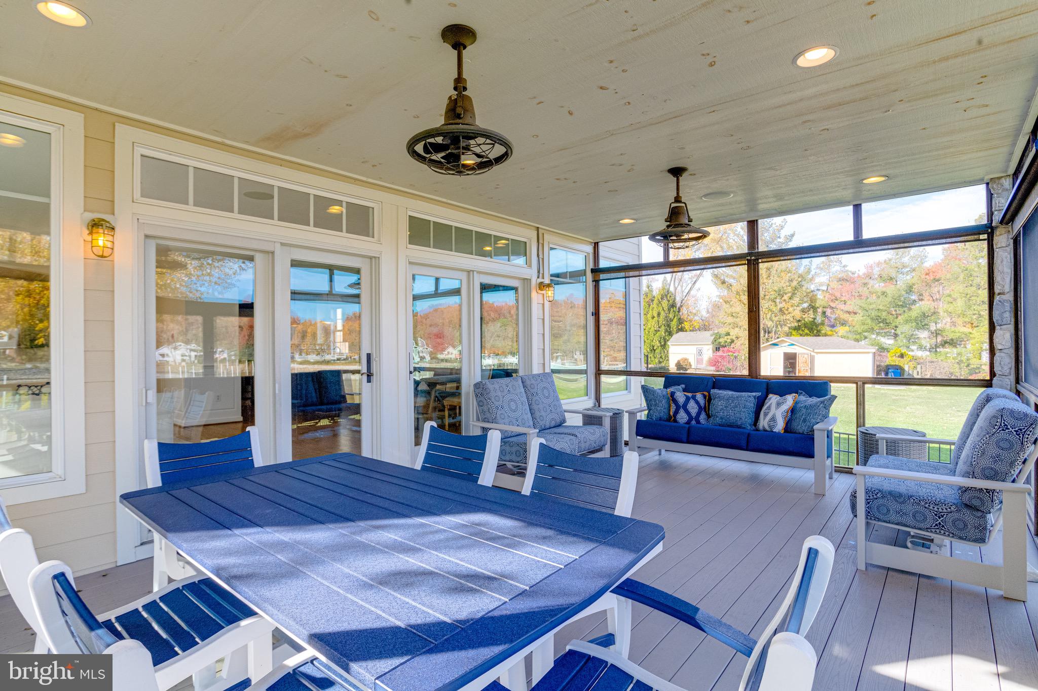 SUE GROVE - Residential