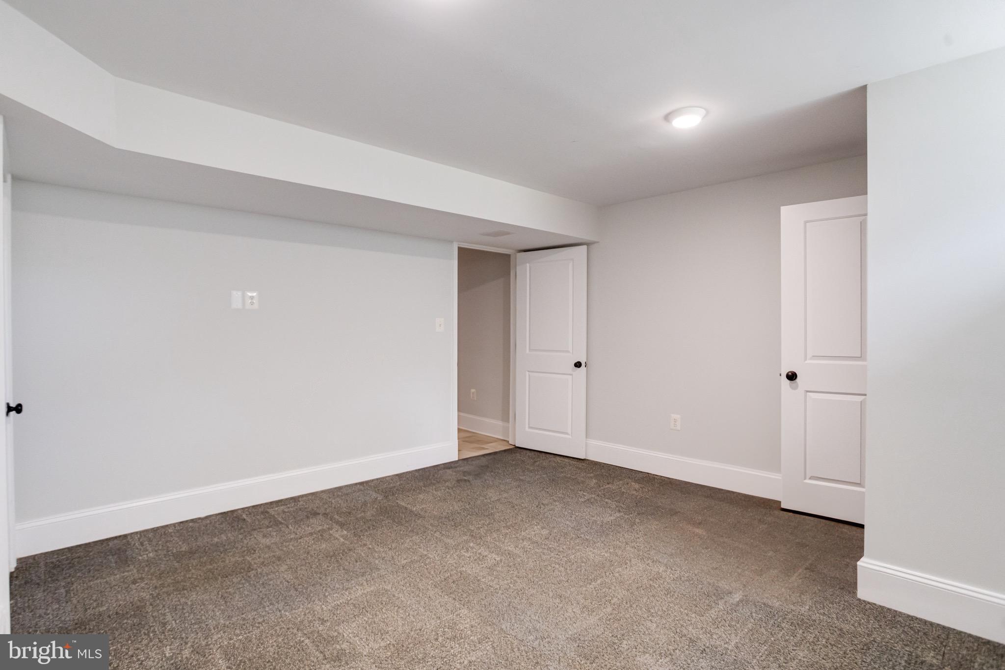 SUE GROVE - Residential