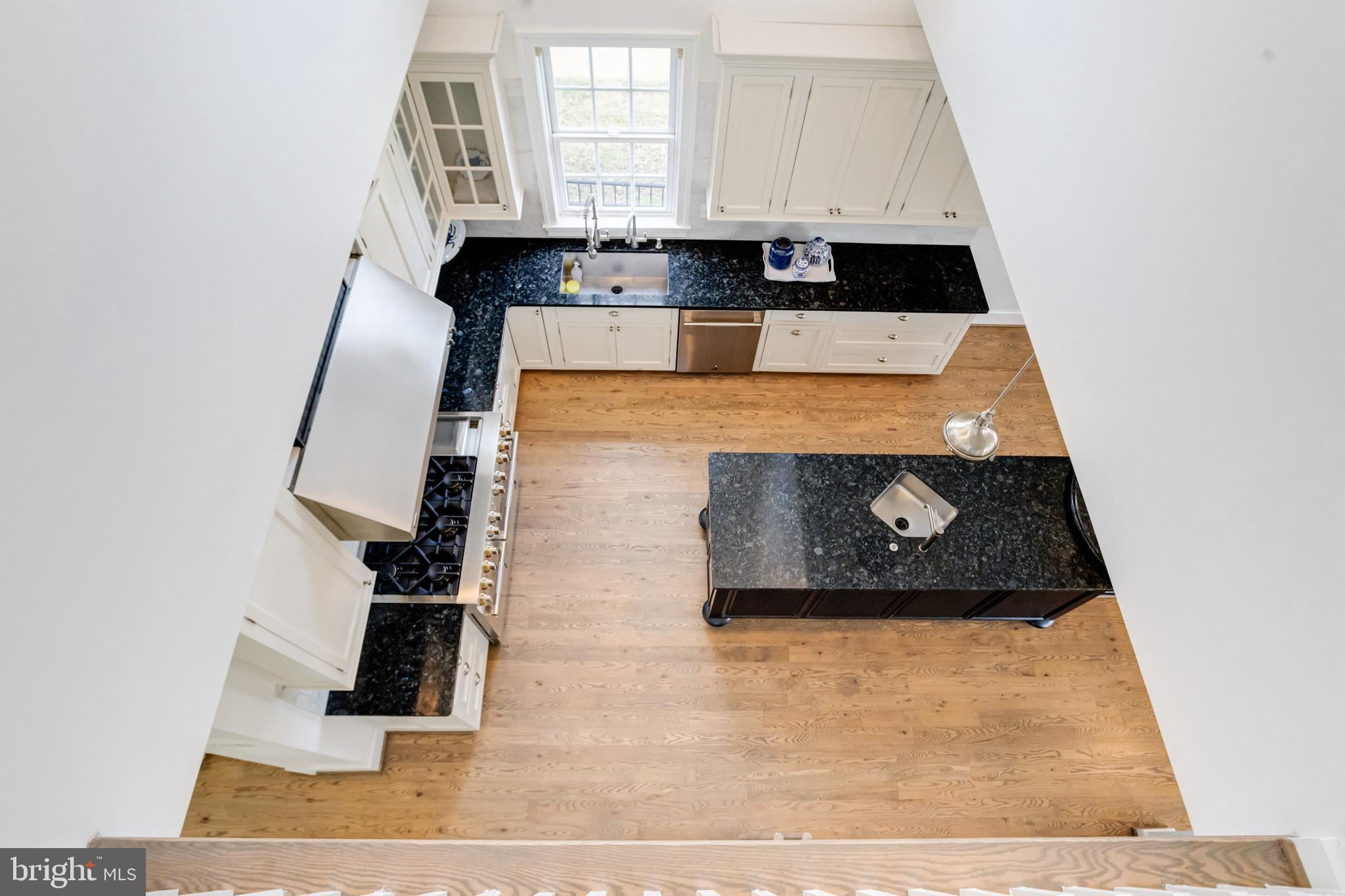 SUE GROVE - Residential