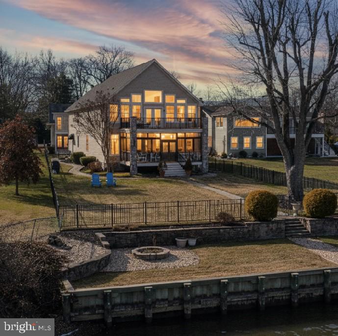 SUE GROVE - Residential