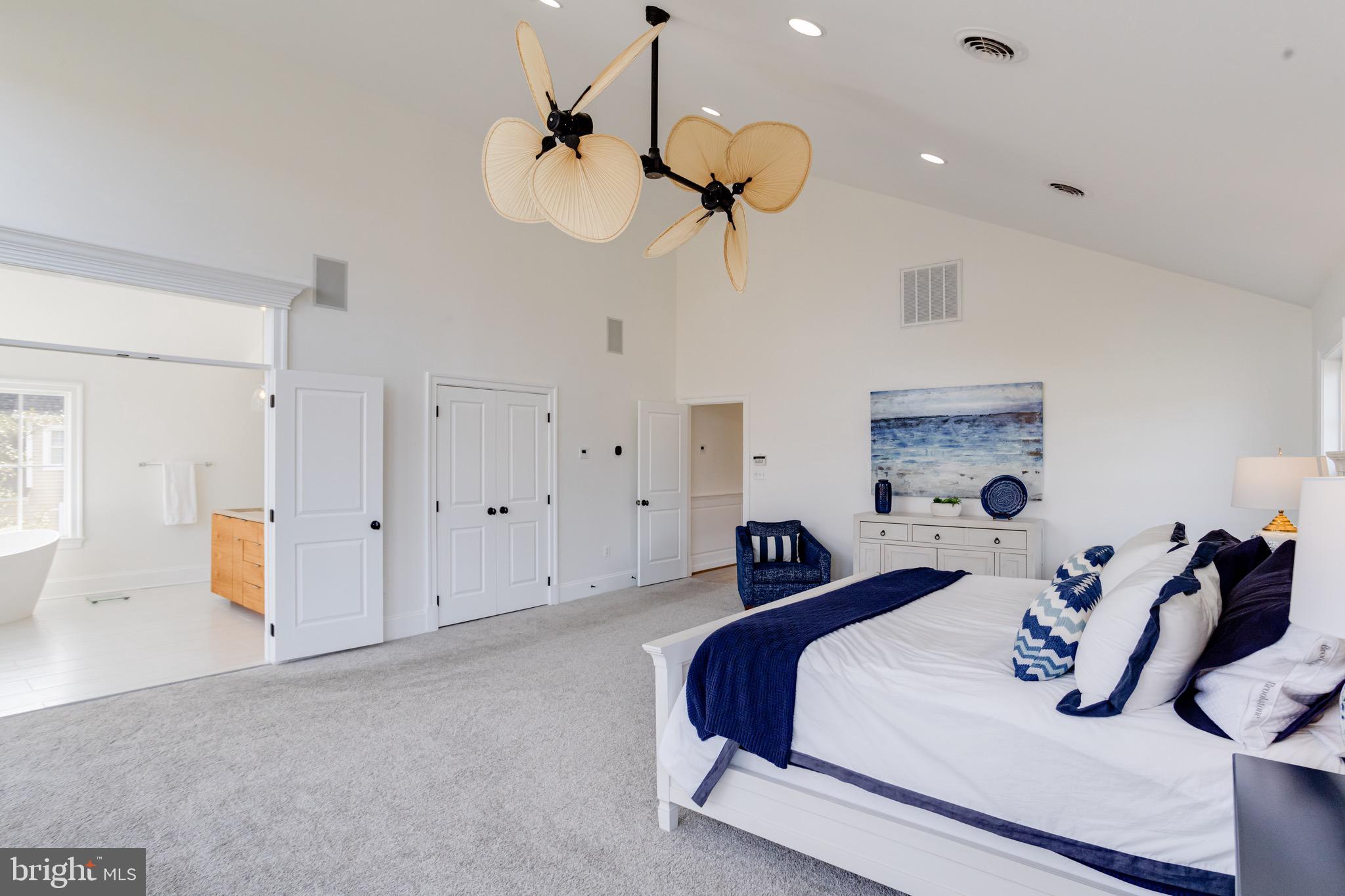 SUE GROVE - Residential